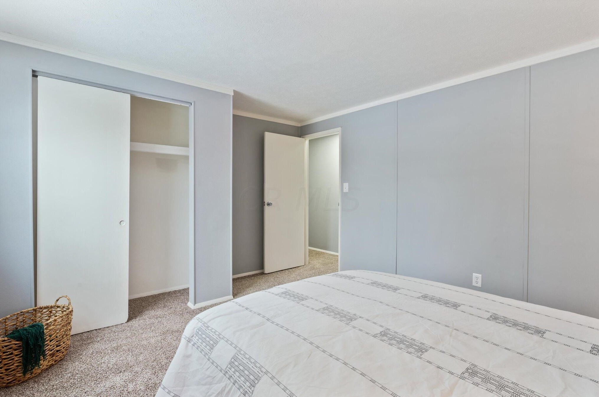 1844 Binbrook Rd, Columbus OH 43227-3514 exterior