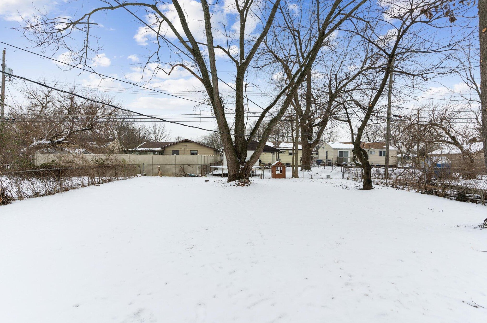 1844 Binbrook Rd, Columbus OH 43227-3514 exterior