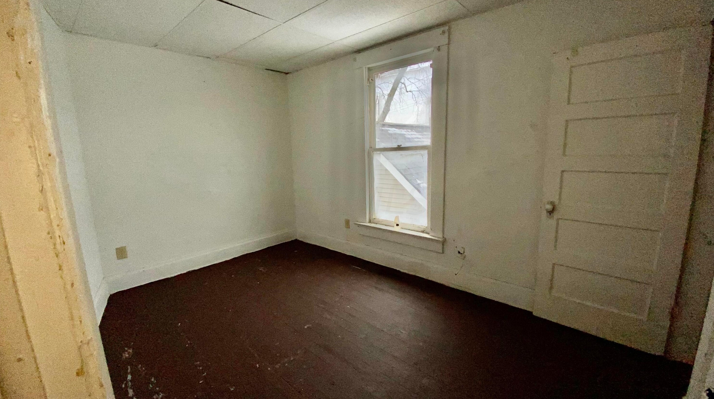 154 Oakley Ave, Columbus OH 43204-3217 exterior