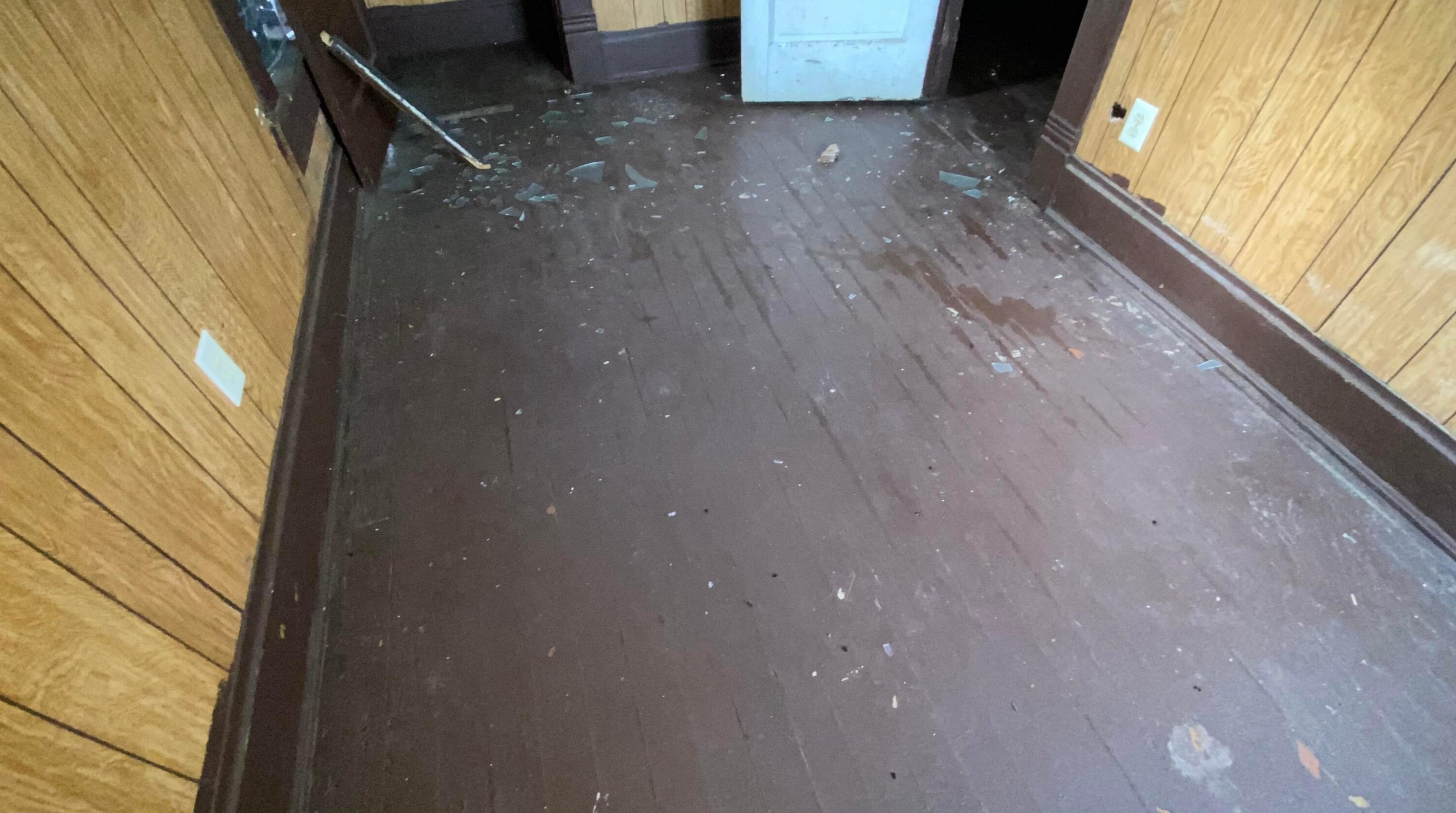 154 Oakley Ave, Columbus OH 43204-3217 exterior