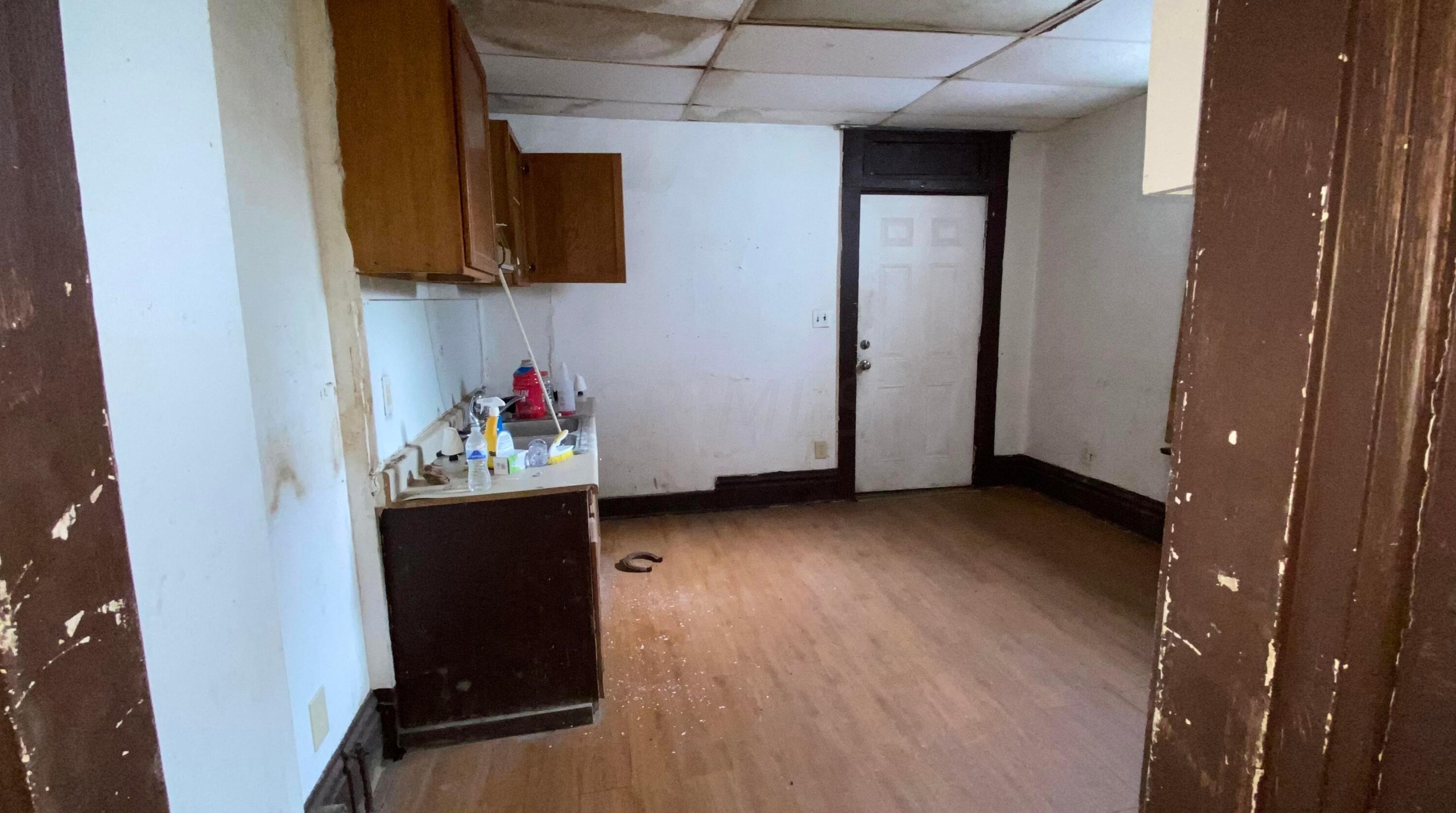 154 Oakley Ave, Columbus OH 43204-3217 exterior