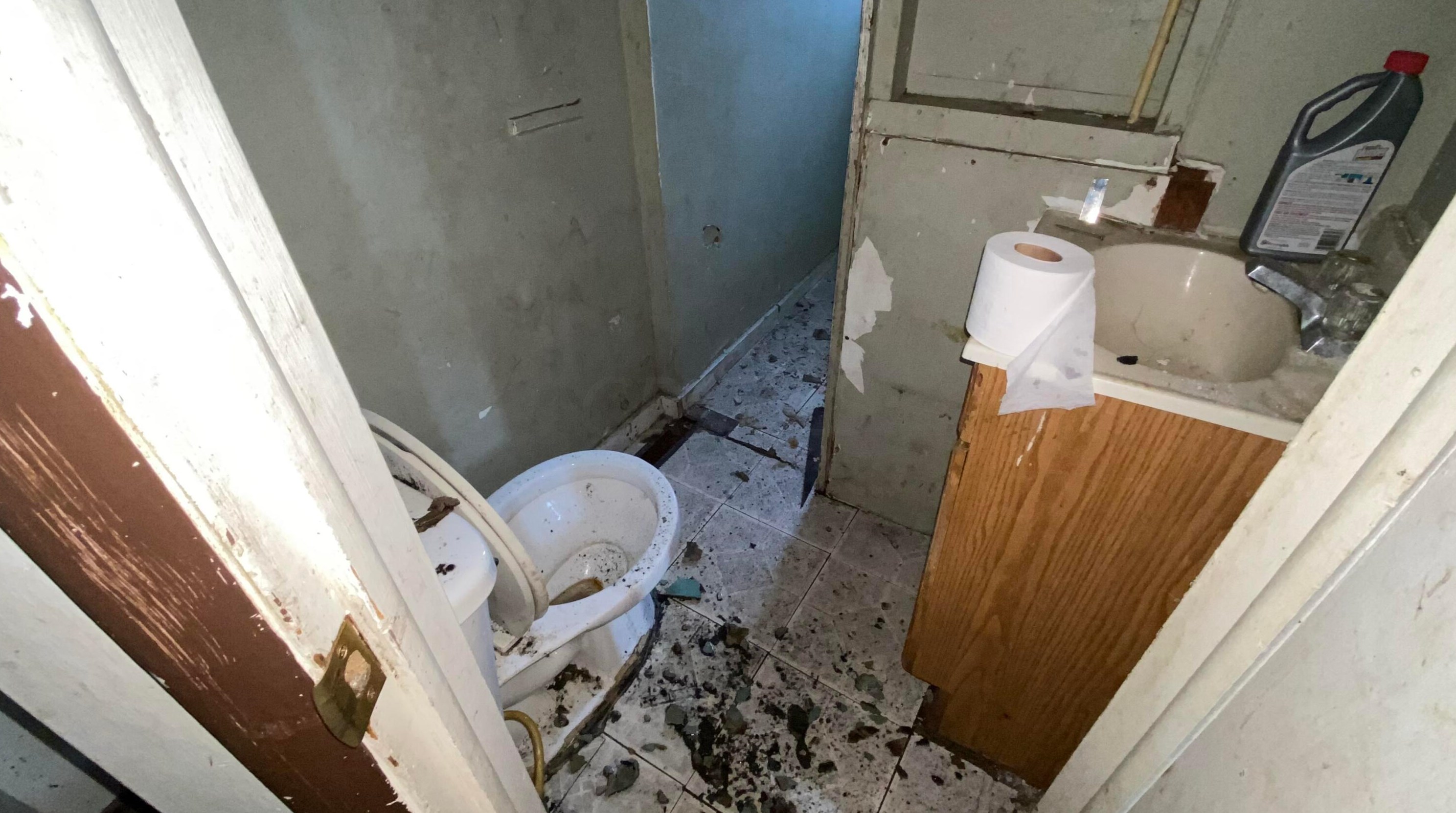 154 Oakley Ave, Columbus OH 43204-3217 exterior