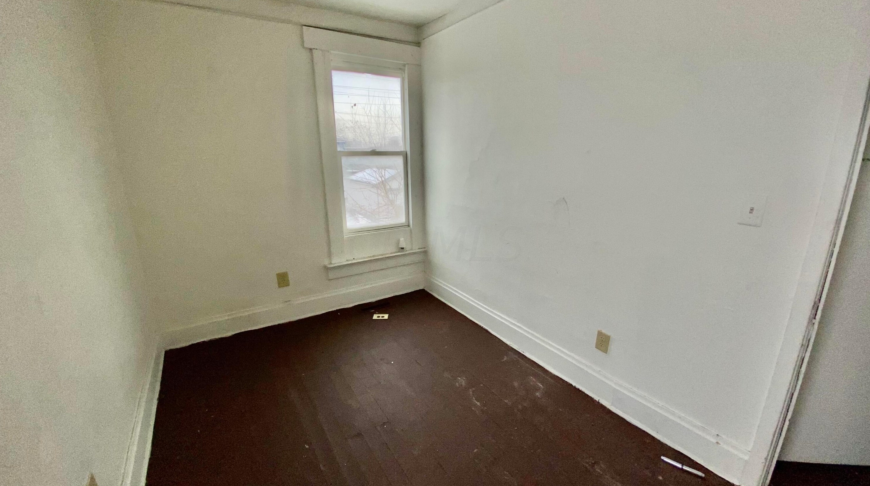 154 Oakley Ave, Columbus OH 43204-3217 exterior