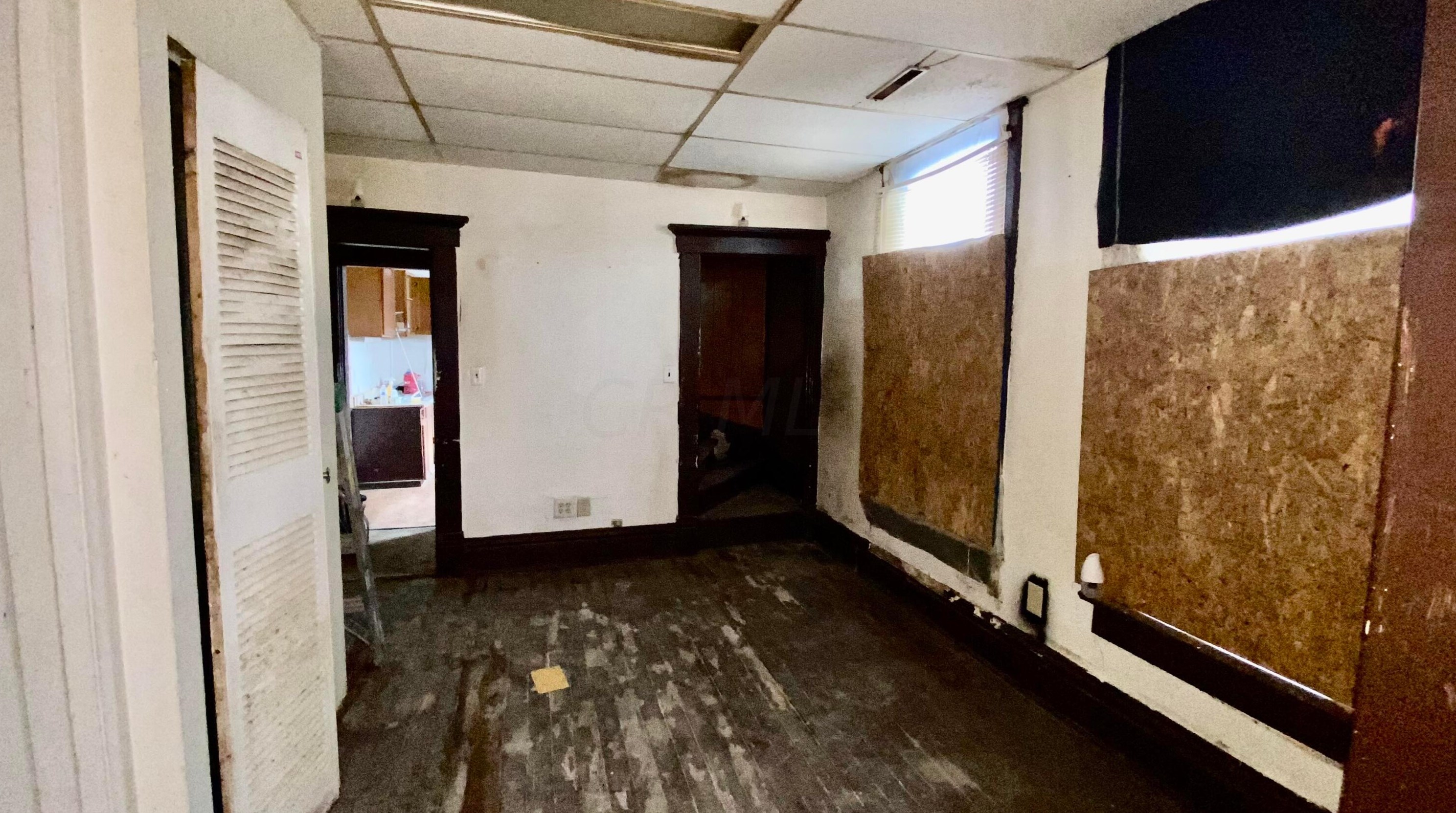 154 Oakley Ave, Columbus OH 43204-3217 exterior