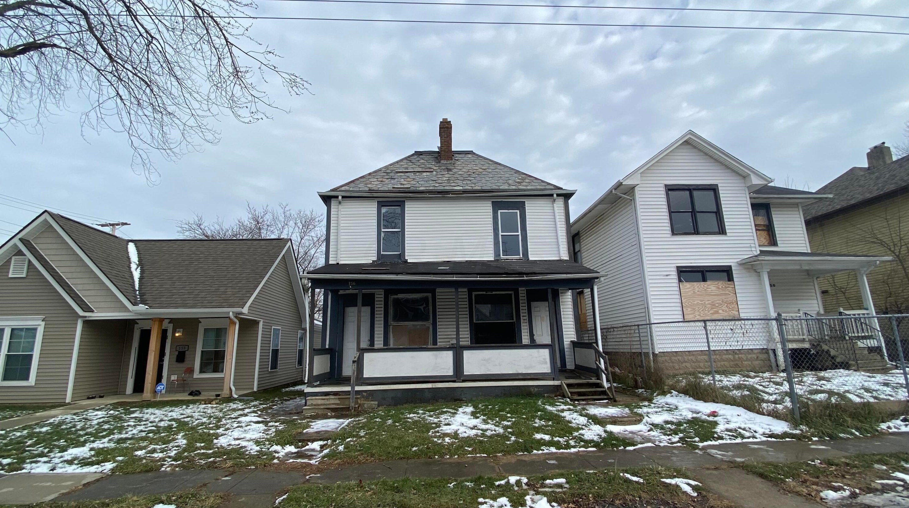 154 Oakley Ave, Columbus OH 43204-3217 exterior