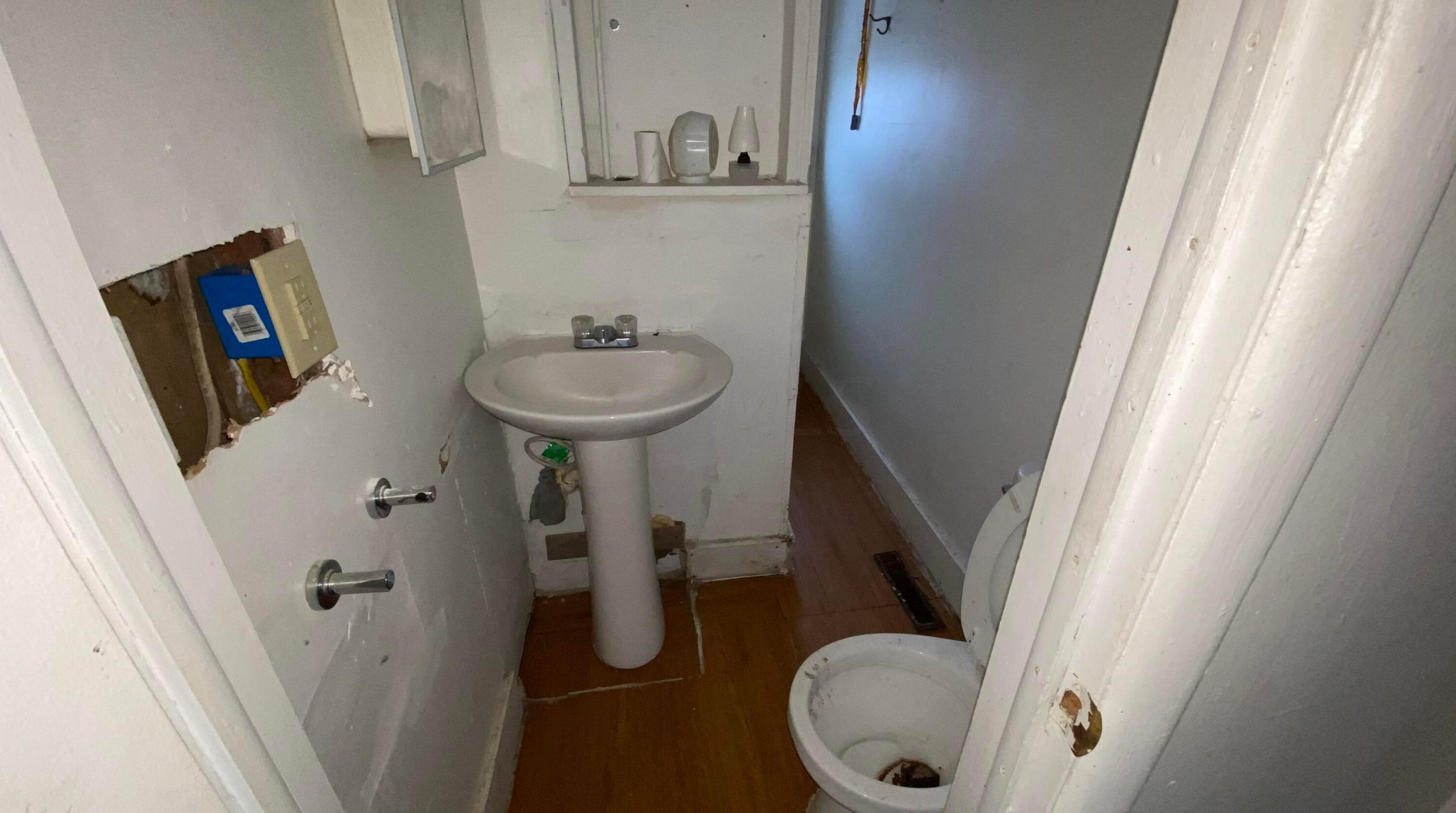 154 Oakley Ave, Columbus OH 43204-3217 exterior