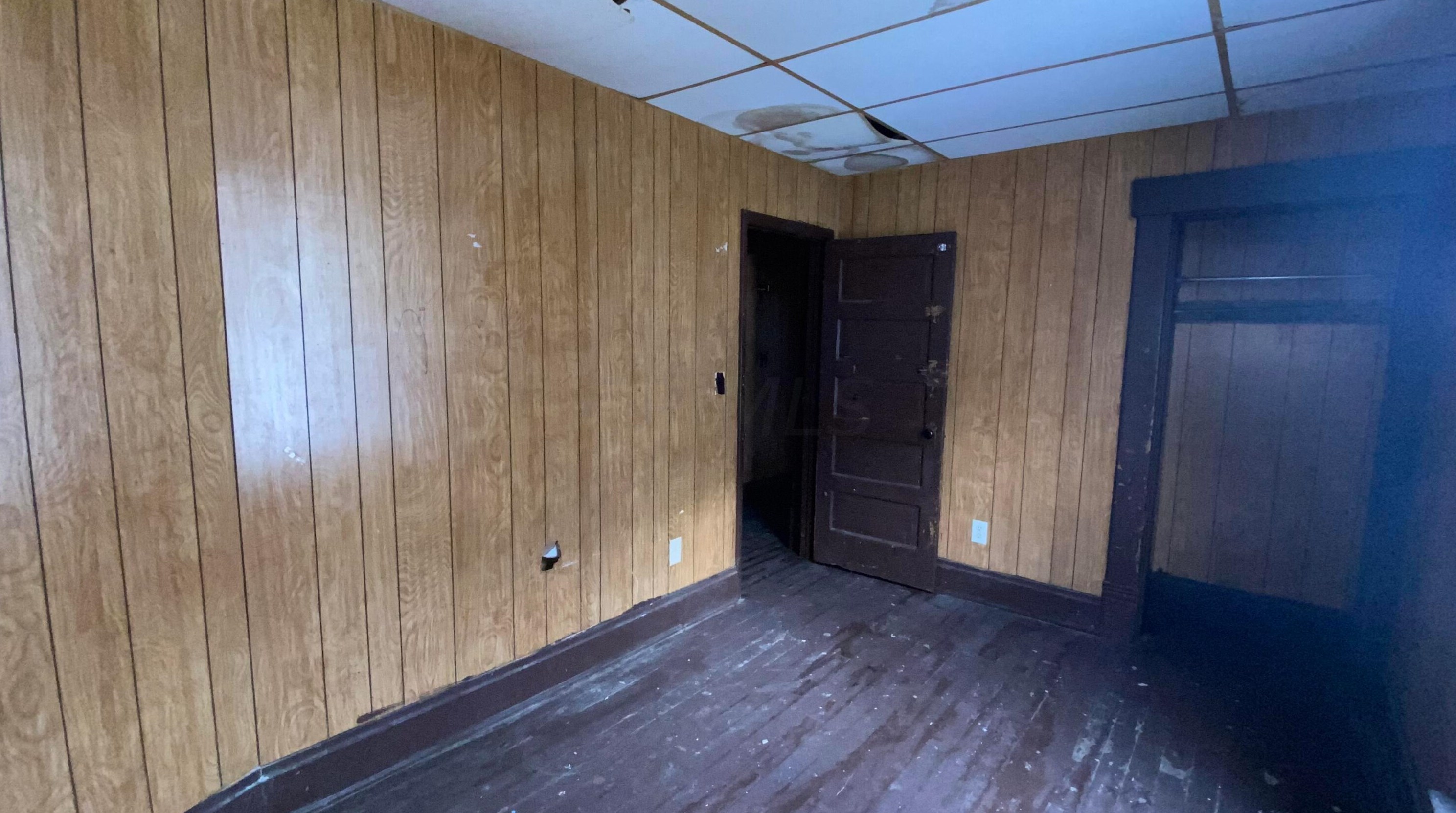 154 Oakley Ave, Columbus OH 43204-3217 exterior