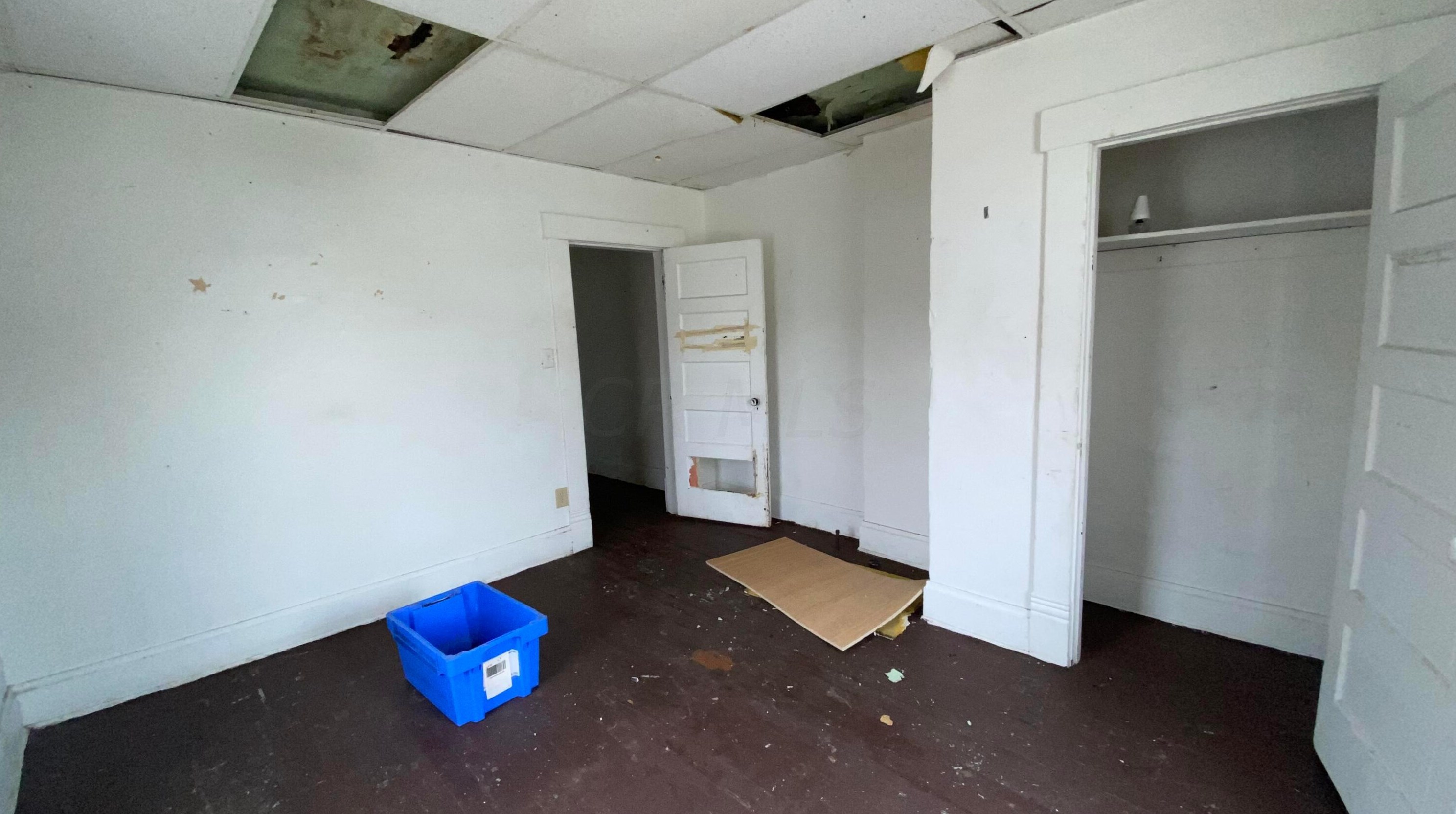 154 Oakley Ave, Columbus OH 43204-3217 exterior