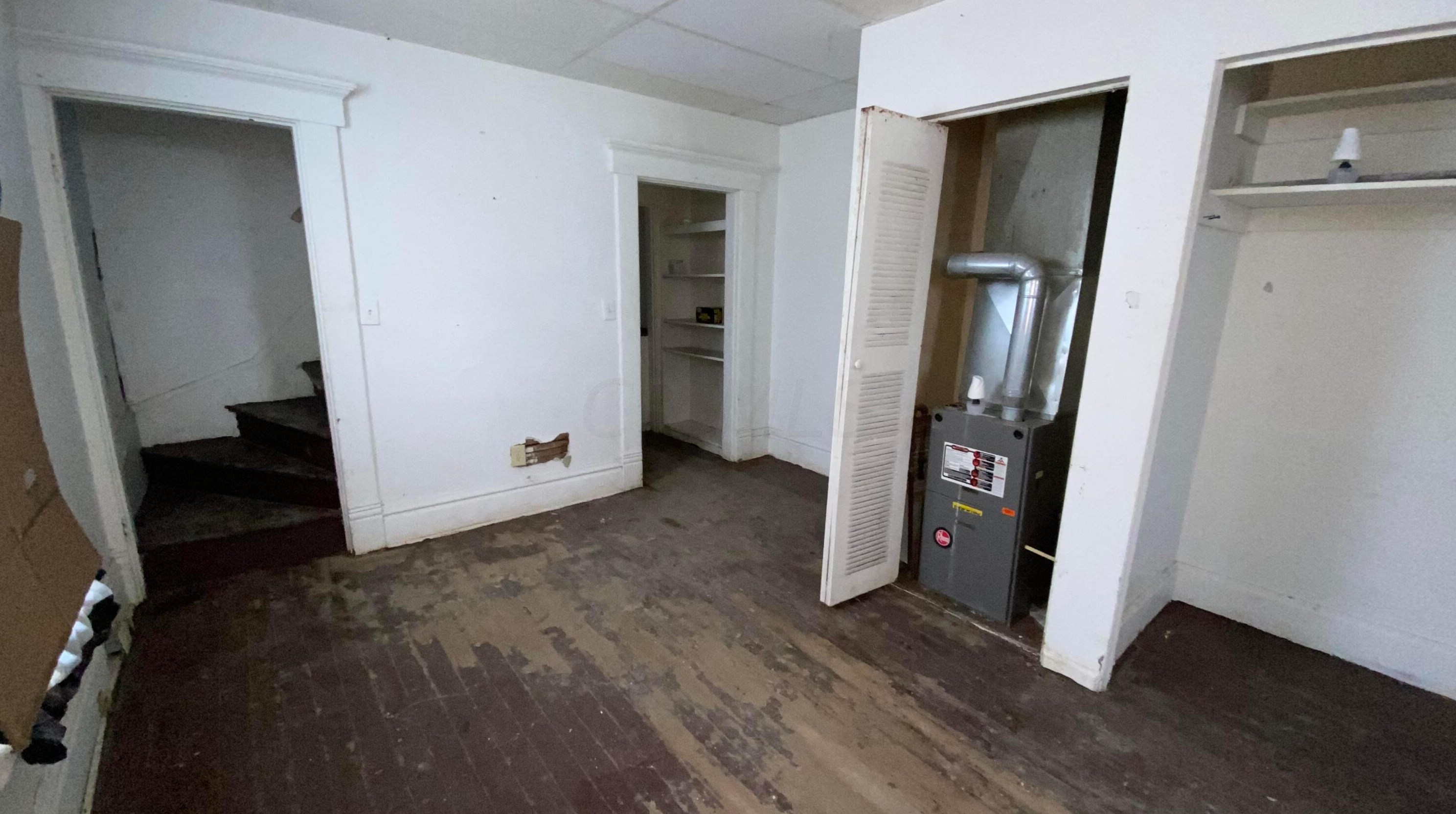 154 Oakley Ave, Columbus OH 43204-3217 exterior