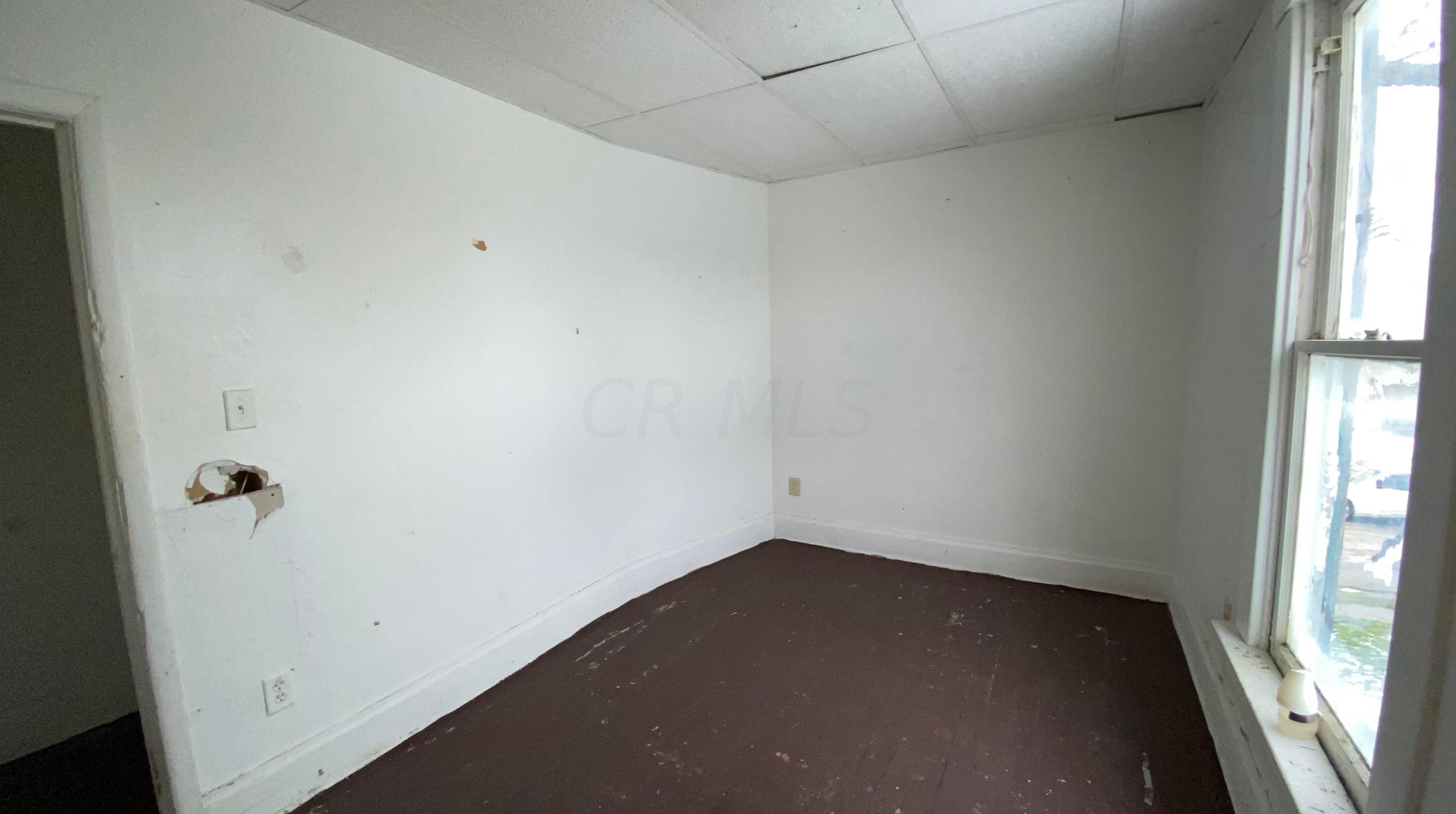 154 Oakley Ave, Columbus OH 43204-3217 exterior