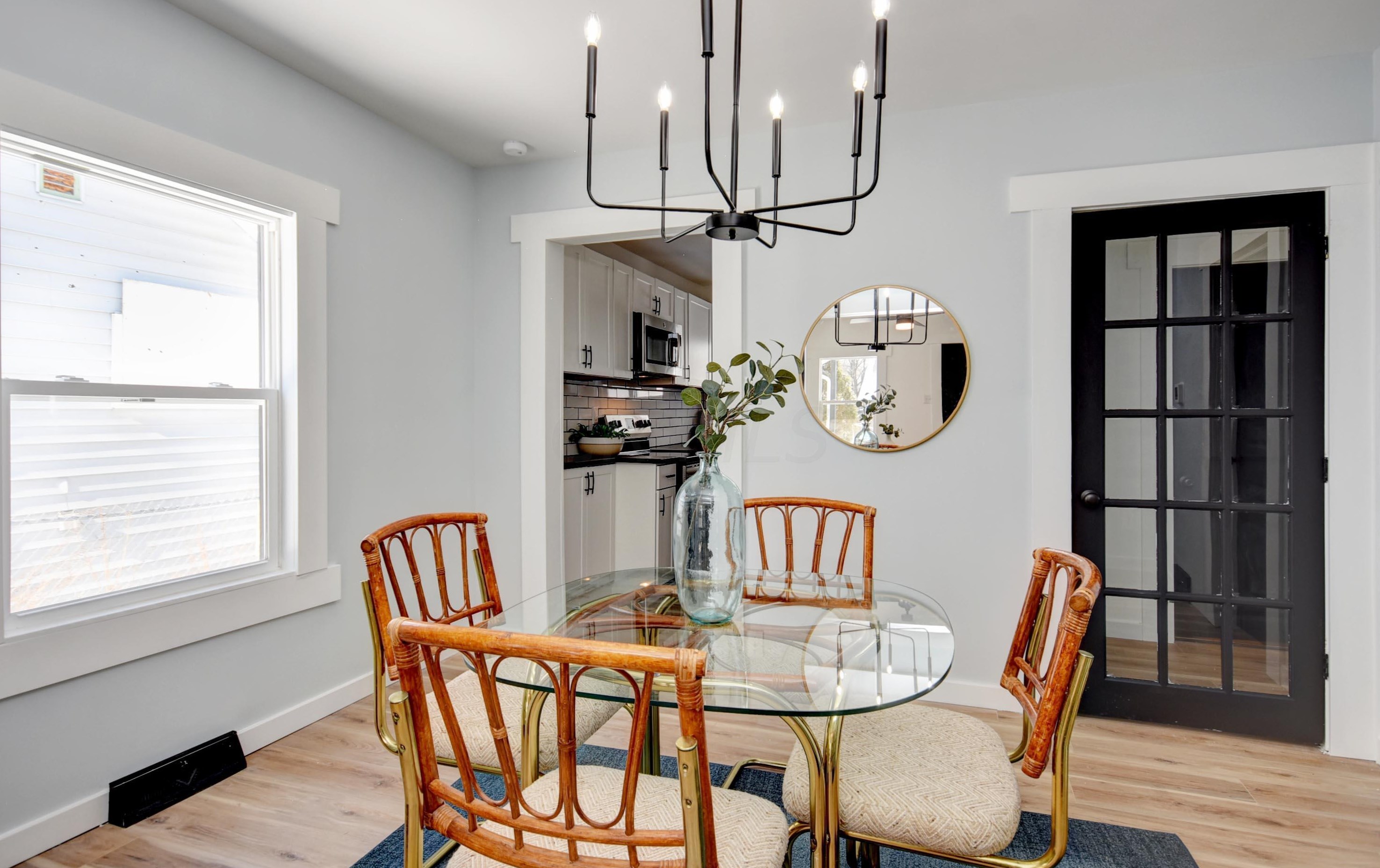 2062 Briarwood Ave, Columbus OH 43211-1301 exterior