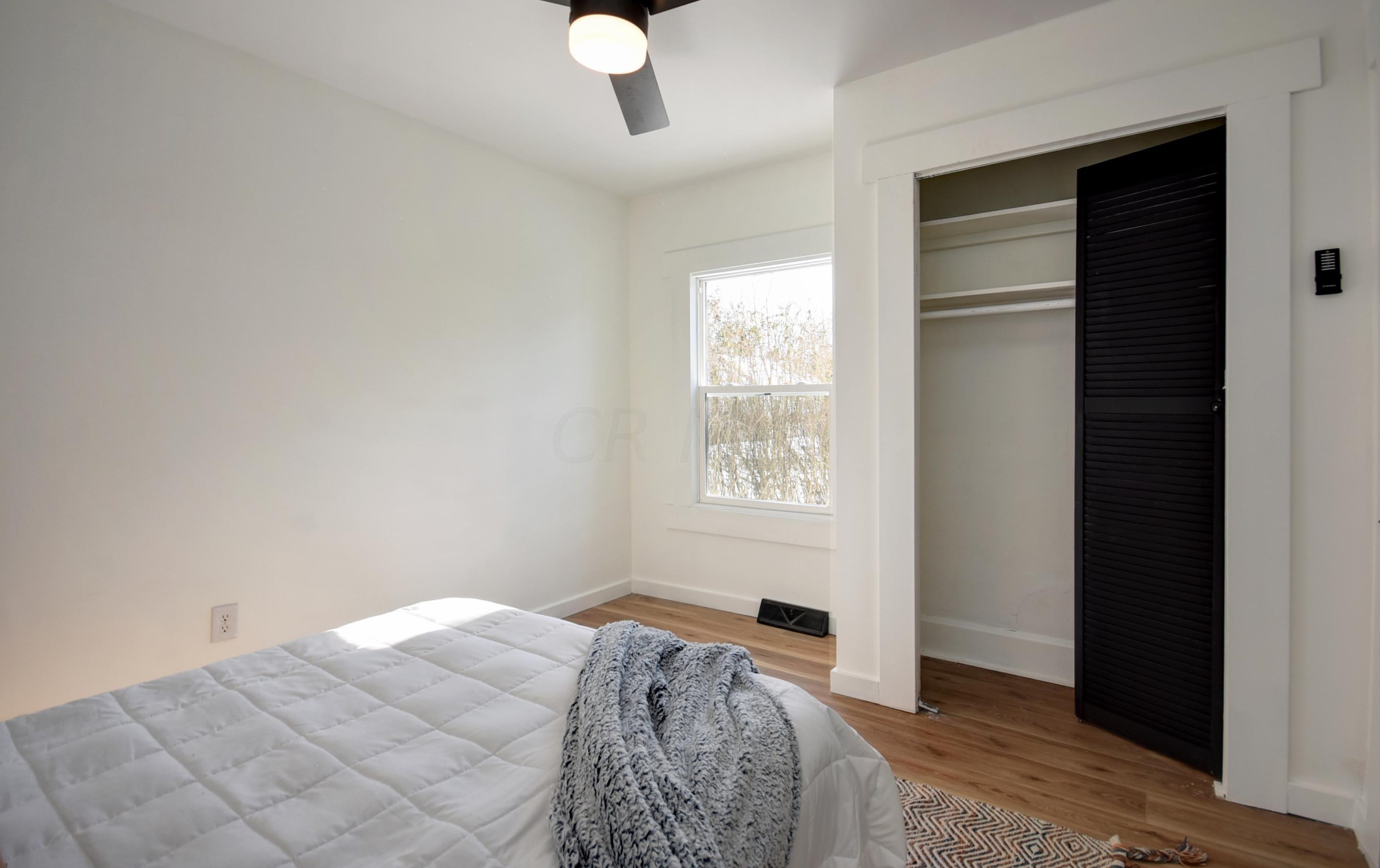 2062 Briarwood Ave, Columbus OH 43211-1301 exterior