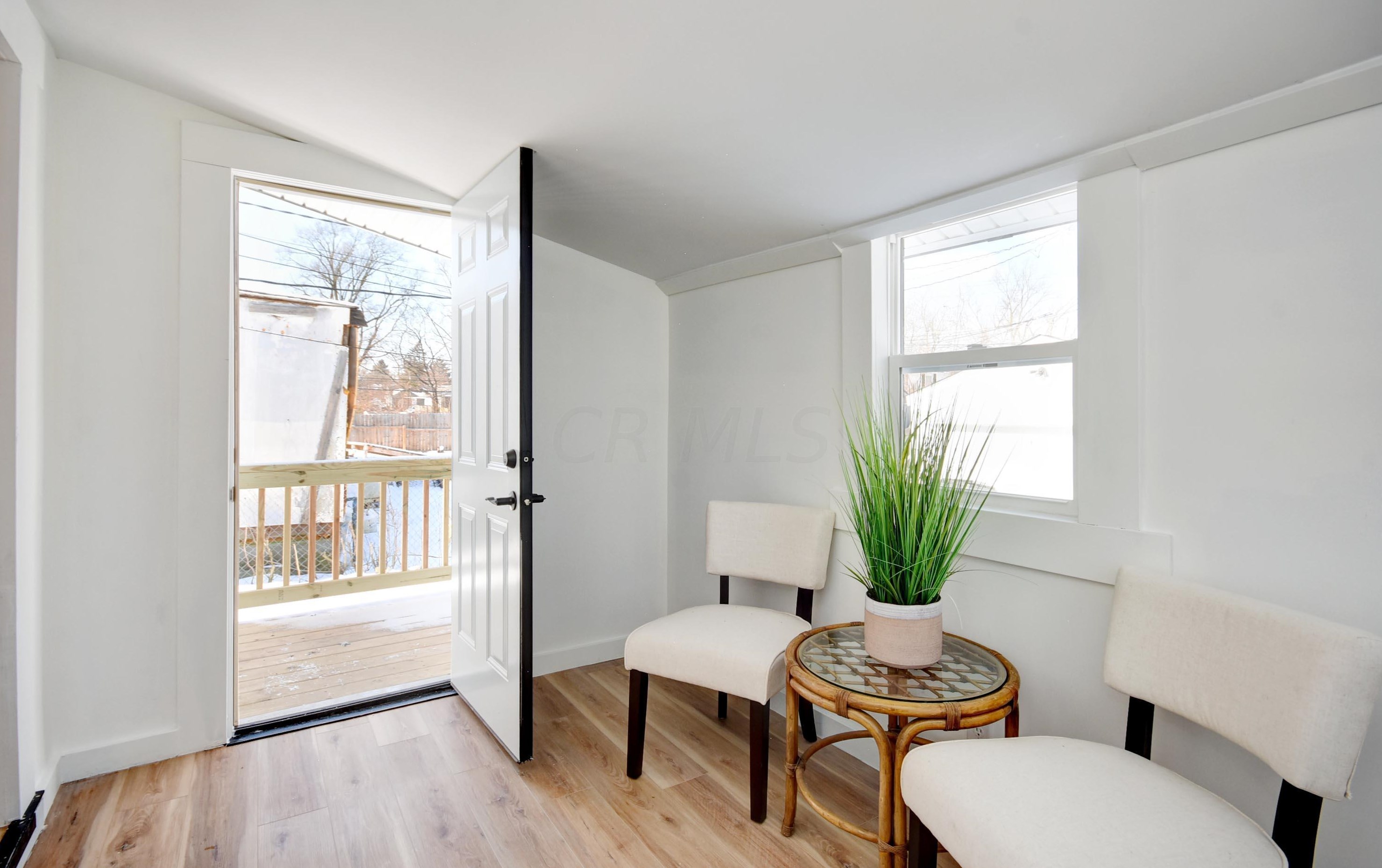 2062 Briarwood Ave, Columbus OH 43211-1301 exterior