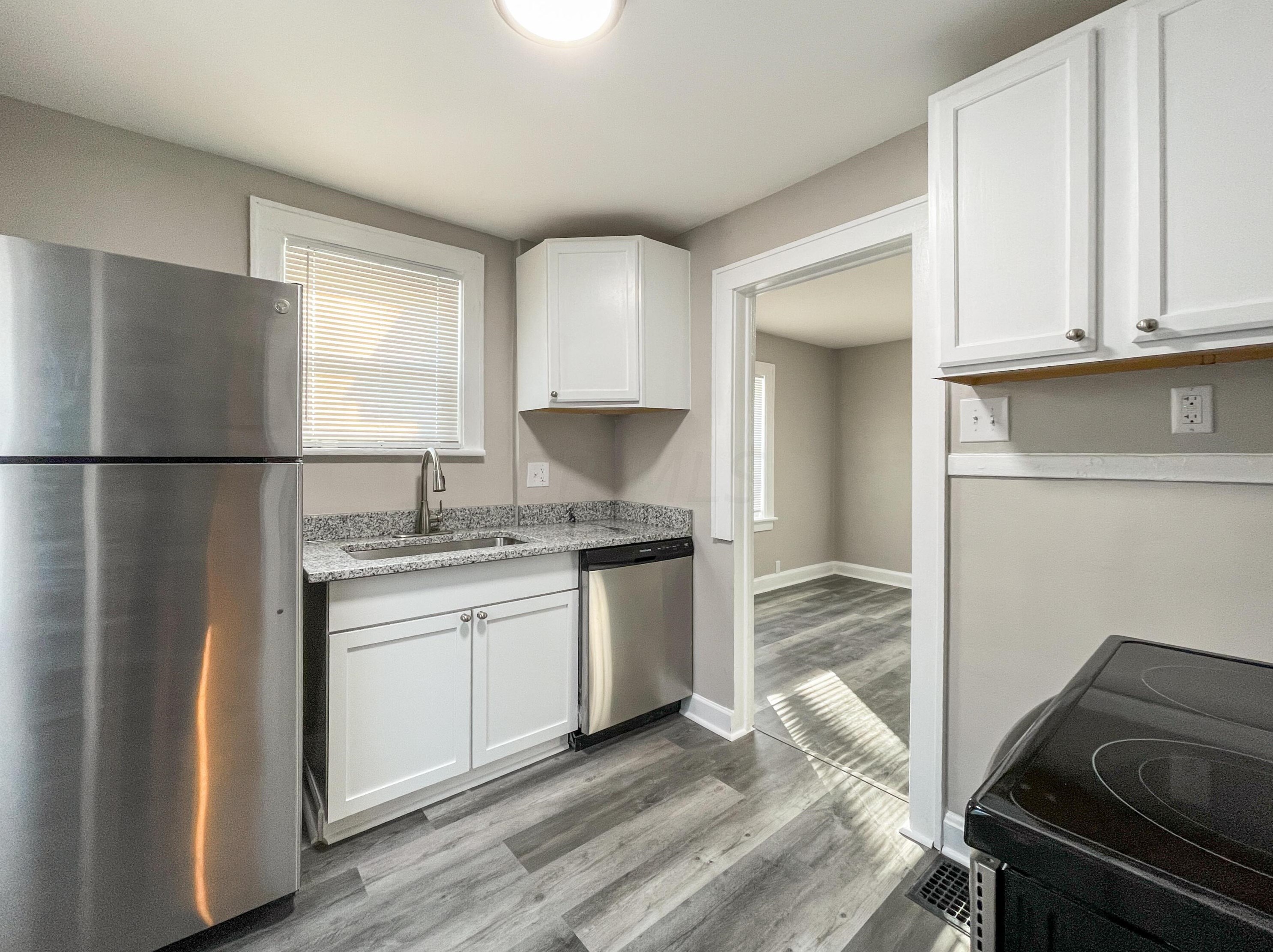 2378 Velma Ave, Columbus OH  43211-2056 exterior