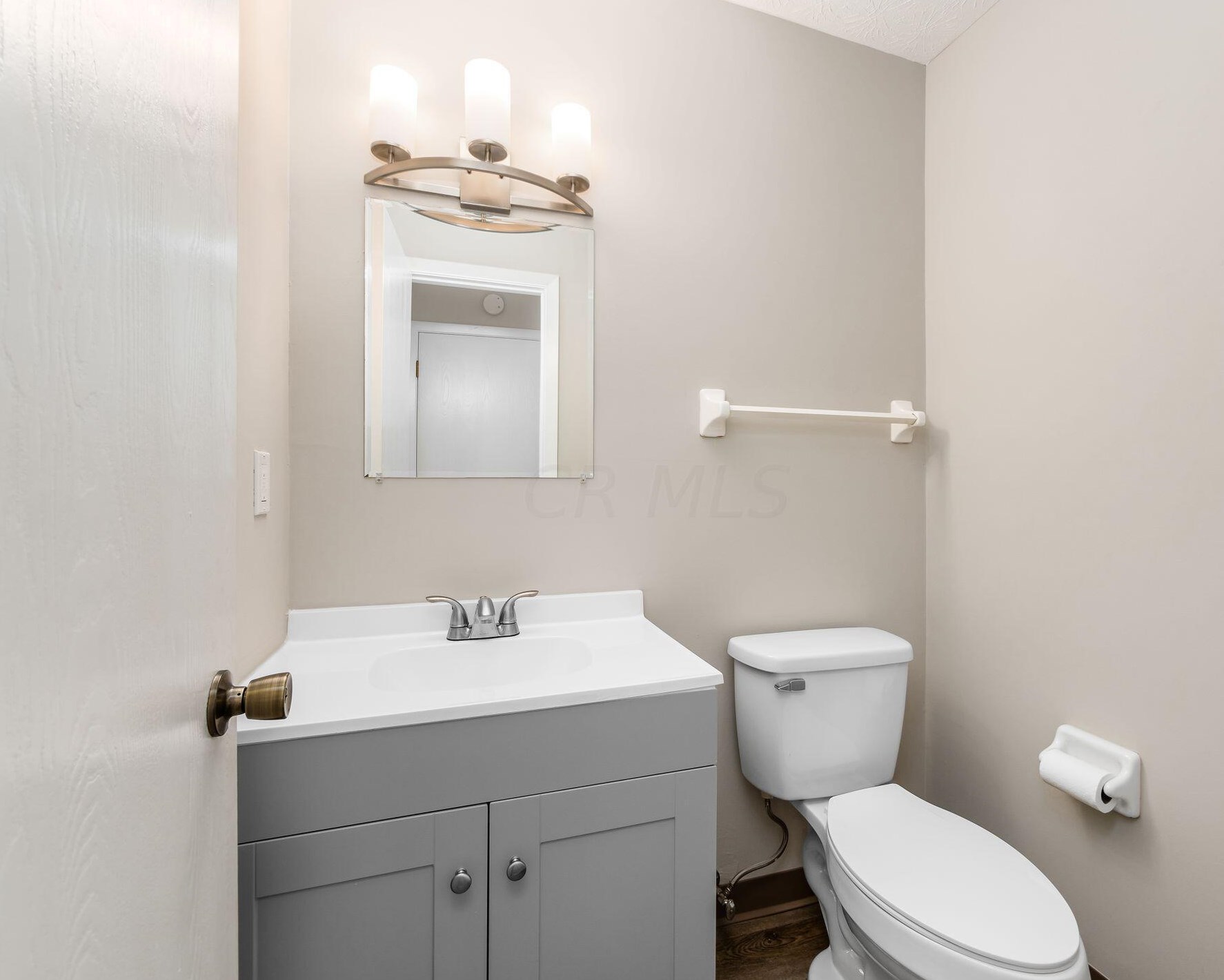 3052 Highcliff Ct, Columbus OH 43231-2346 exterior