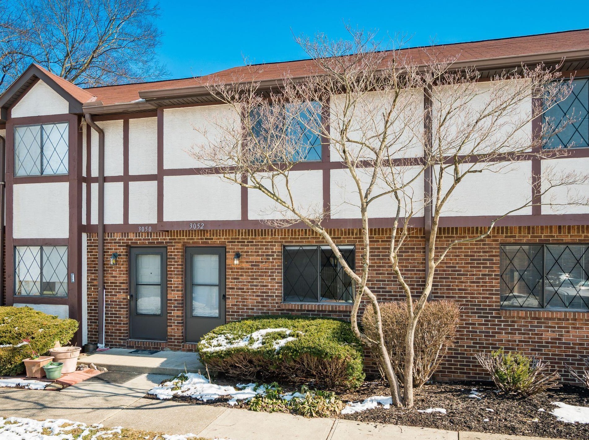 3052 Highcliff Ct, Columbus, OH 43231-2362