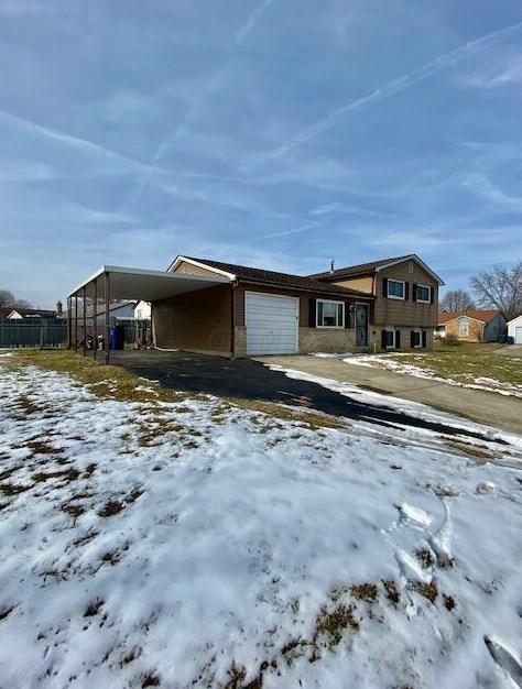 3101 Thorndyke St, Columbus, OH 43232-5464