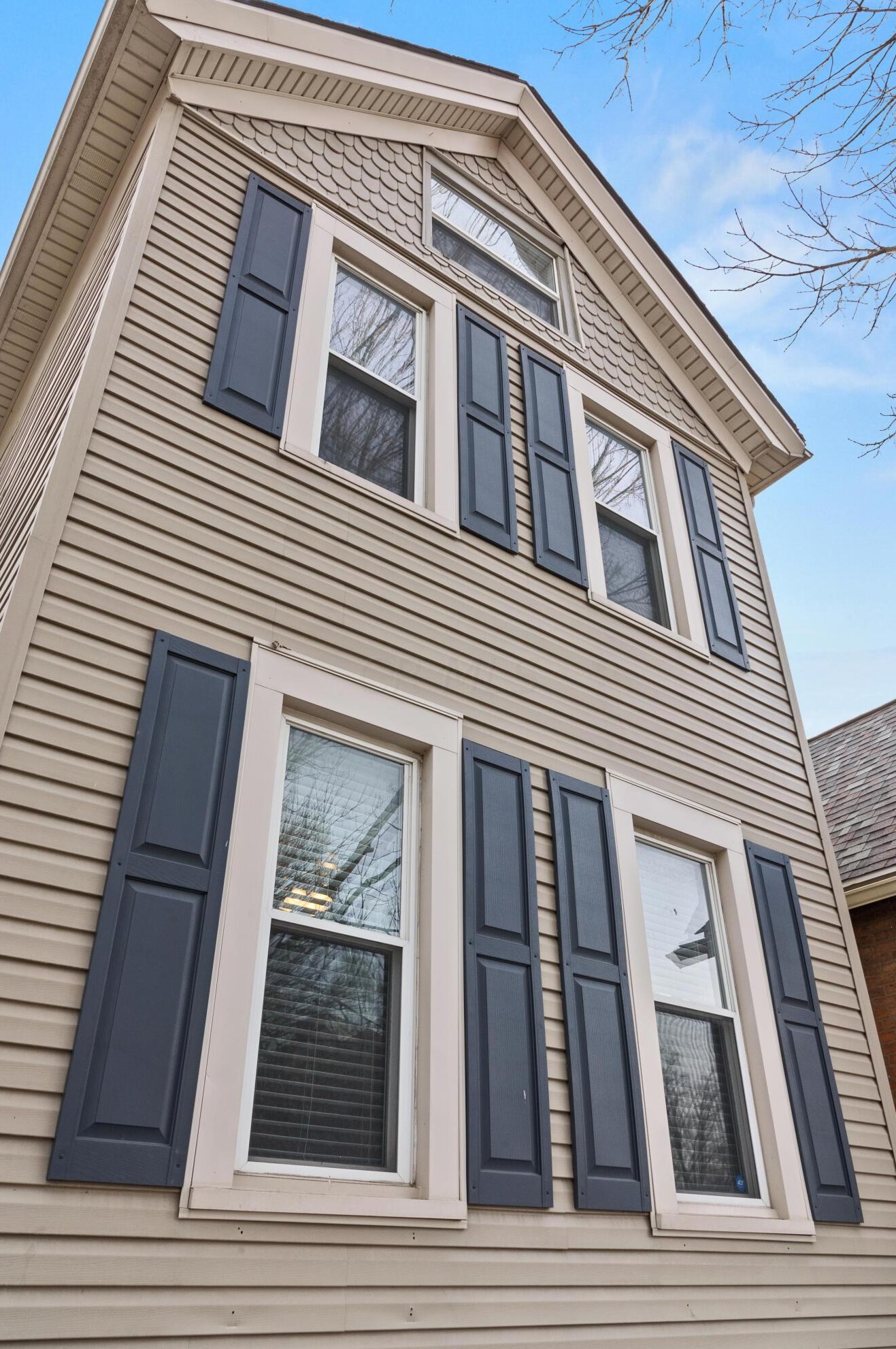 439 Deshler Ave, Columbus OH  43206-2716 exterior