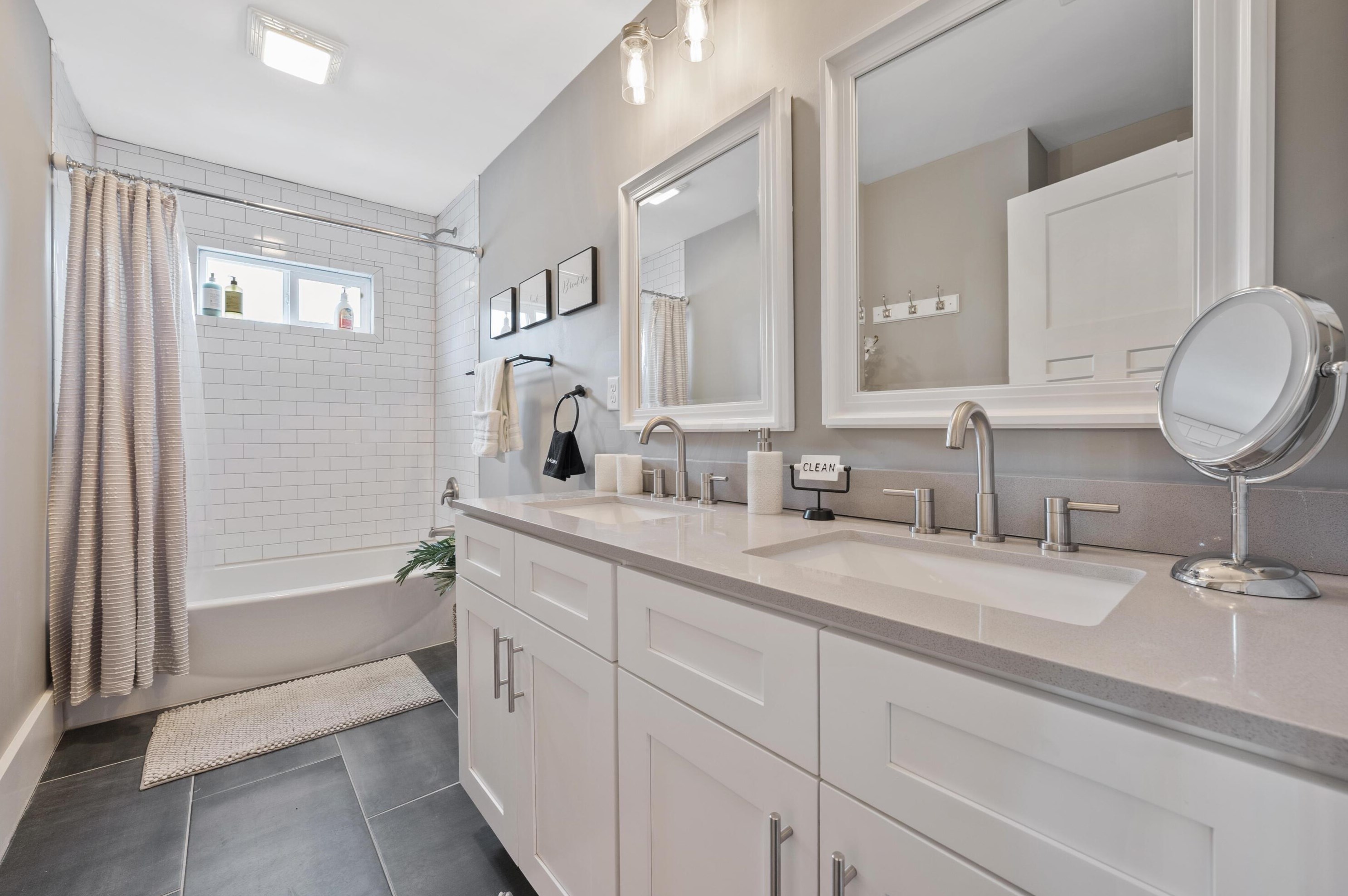 439 Deshler Ave, Columbus OH  43206-2716 exterior