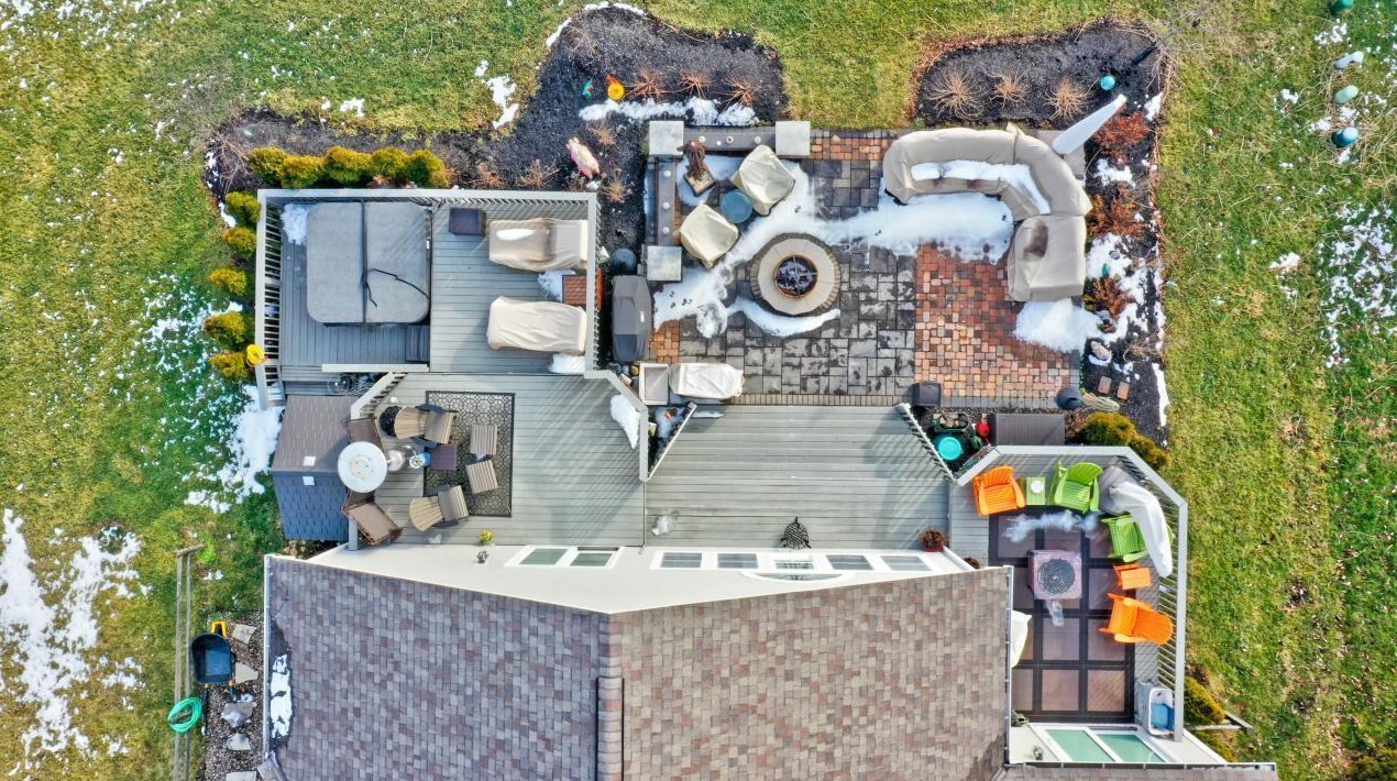 5805 Havens Cor Rd, Columbus OH 43230-3142 exterior