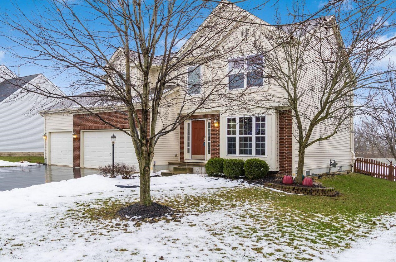 909 Mcmunn St, Pickerington, OH 43147-8196