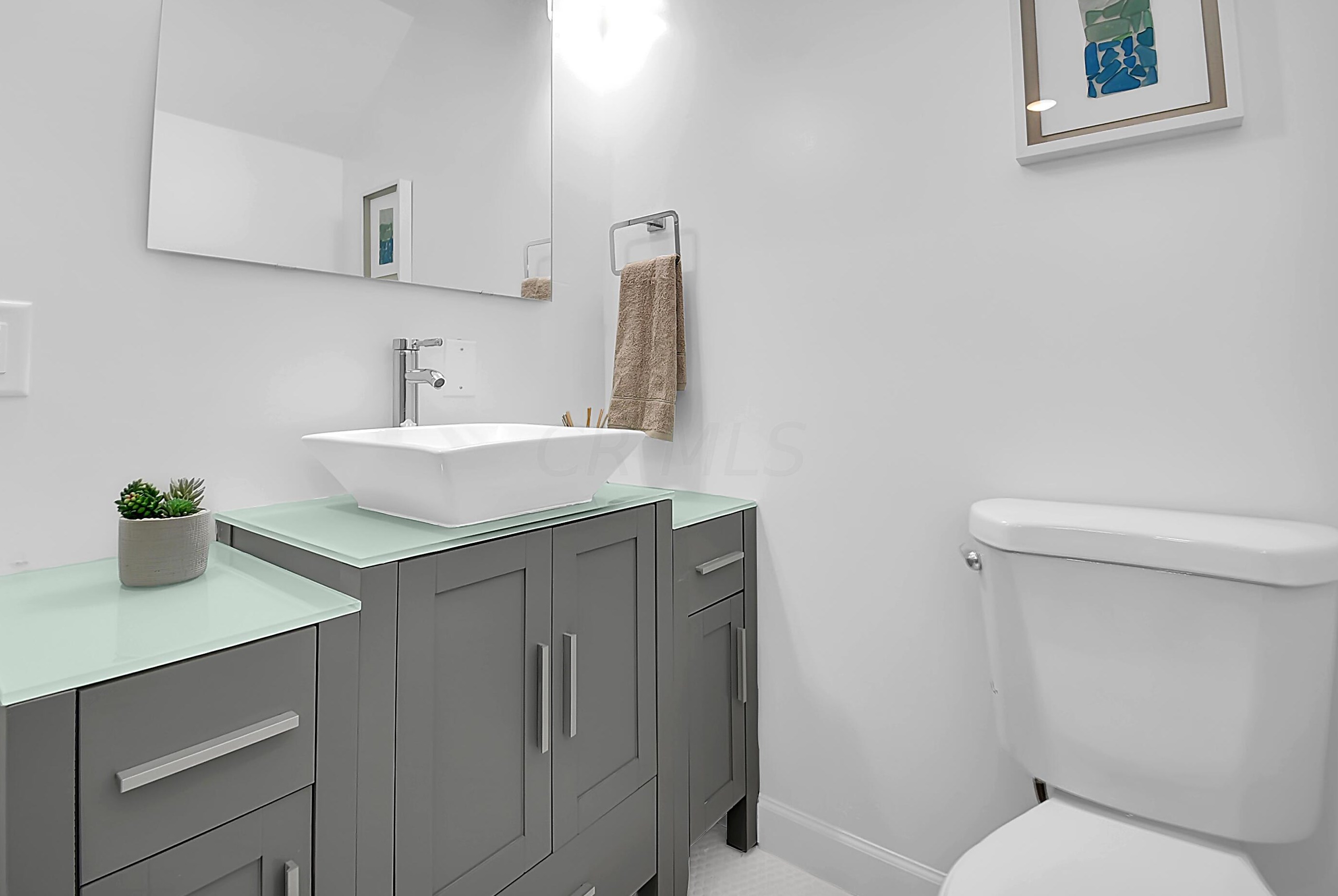 408 Eureka Ave, Columbus OH  43204-3438 exterior