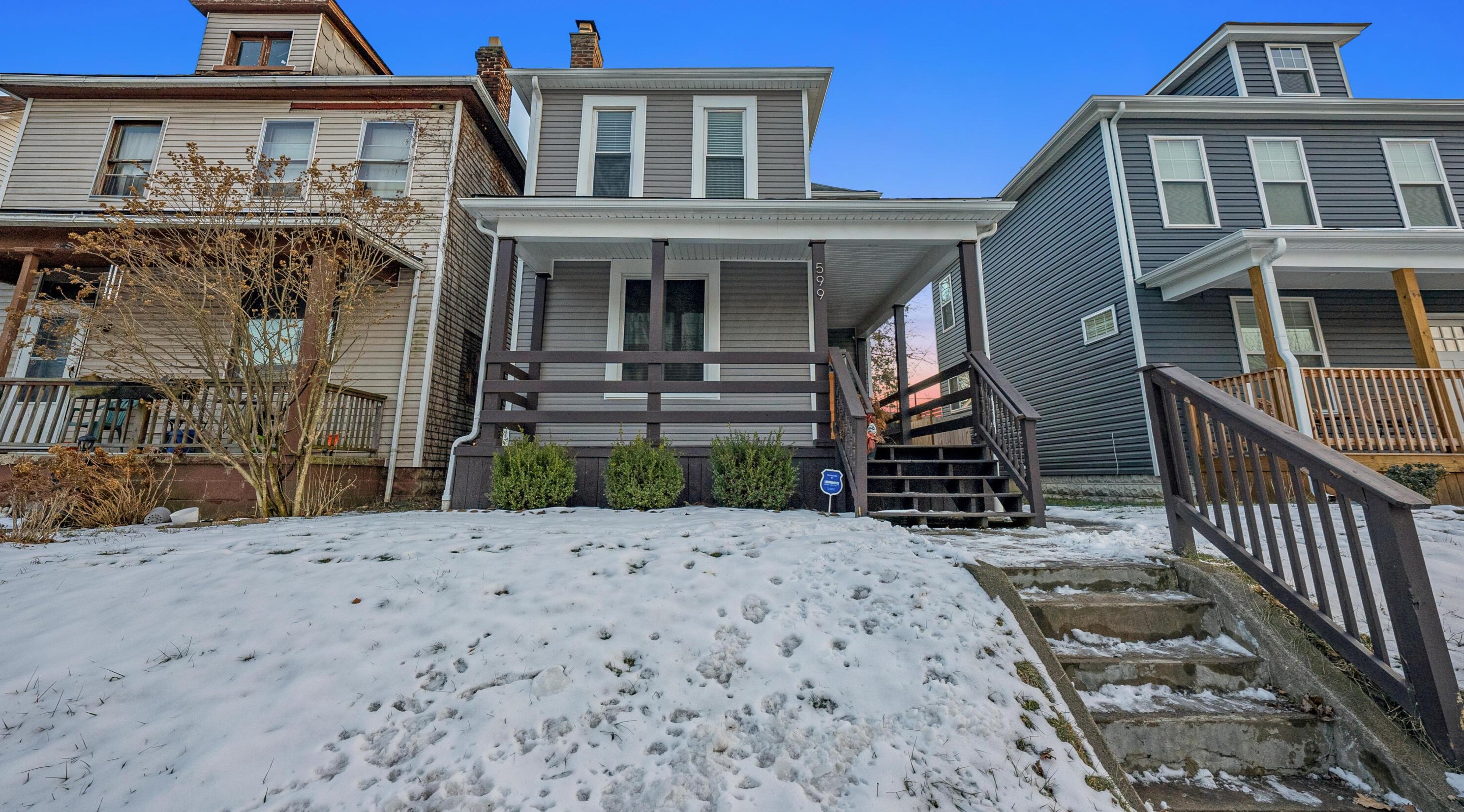 599 Siebert St, Columbus, OH 43206-2849