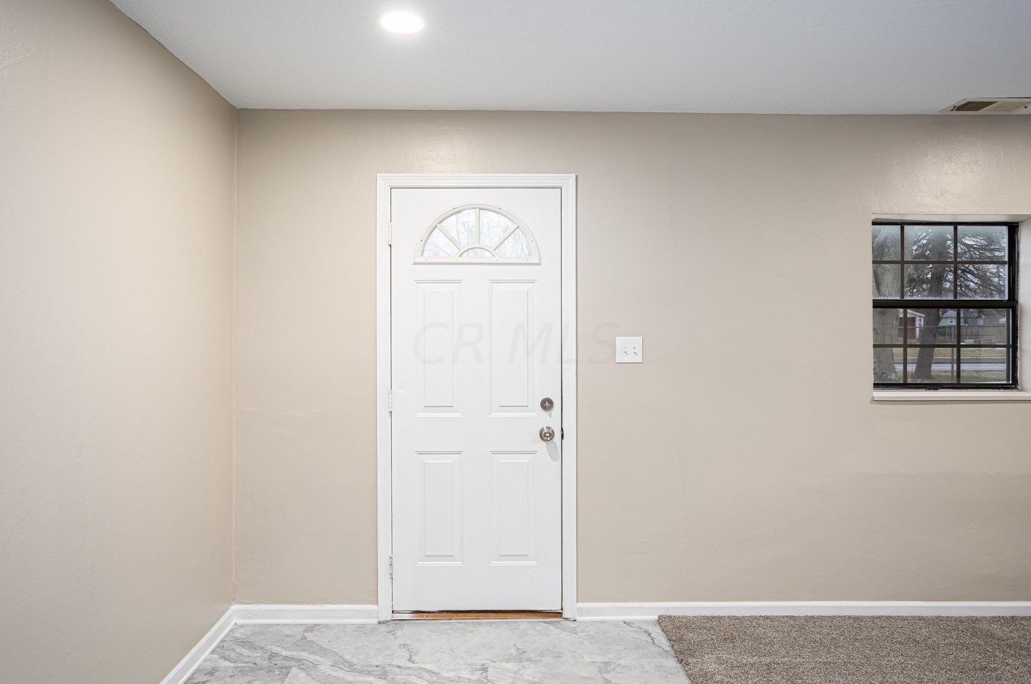 2833 Fairwood Ave, Columbus OH 43206-1870 exterior