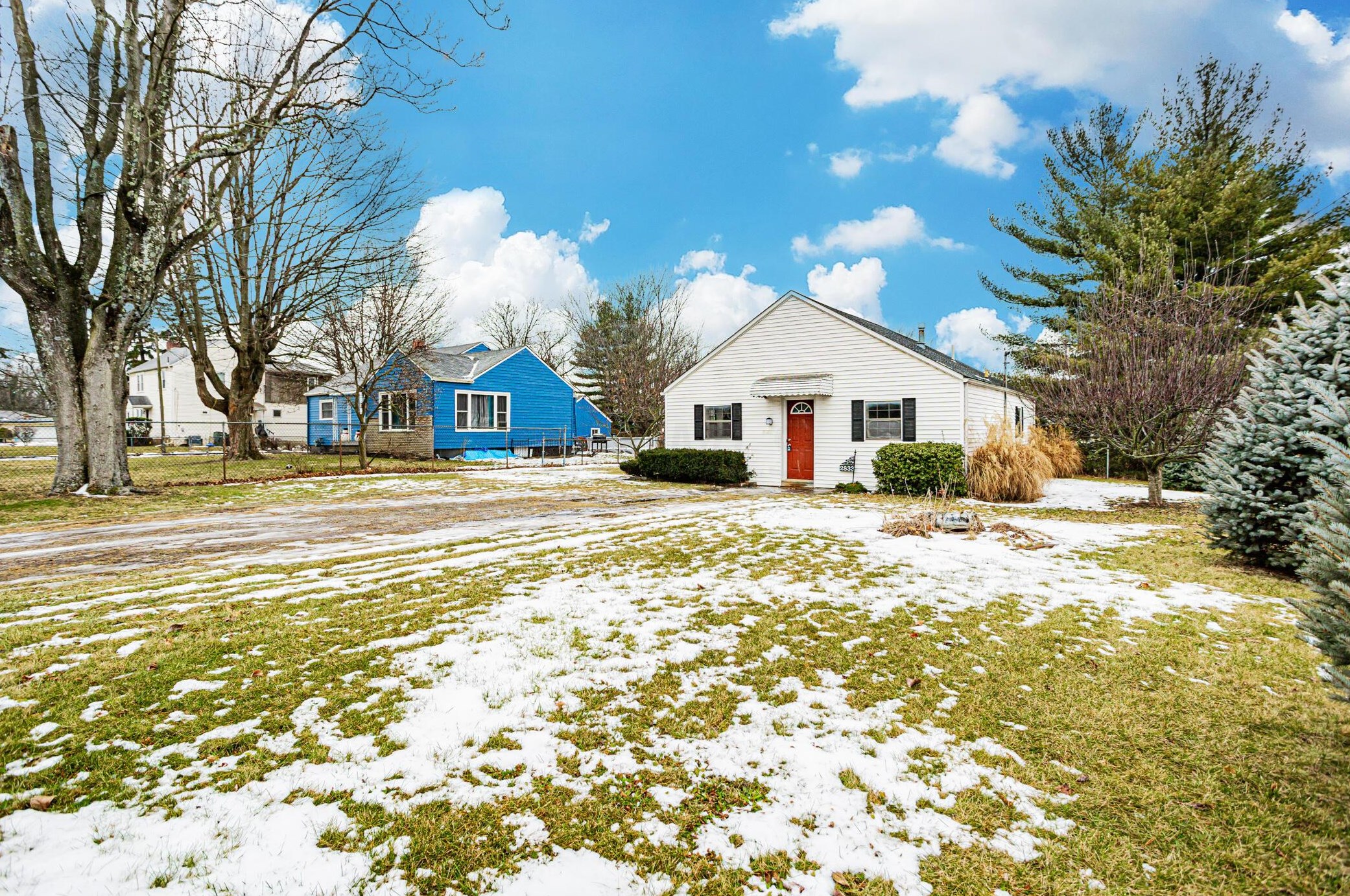 2833 Fairwood Ave, Columbus OH 43206-1870 exterior