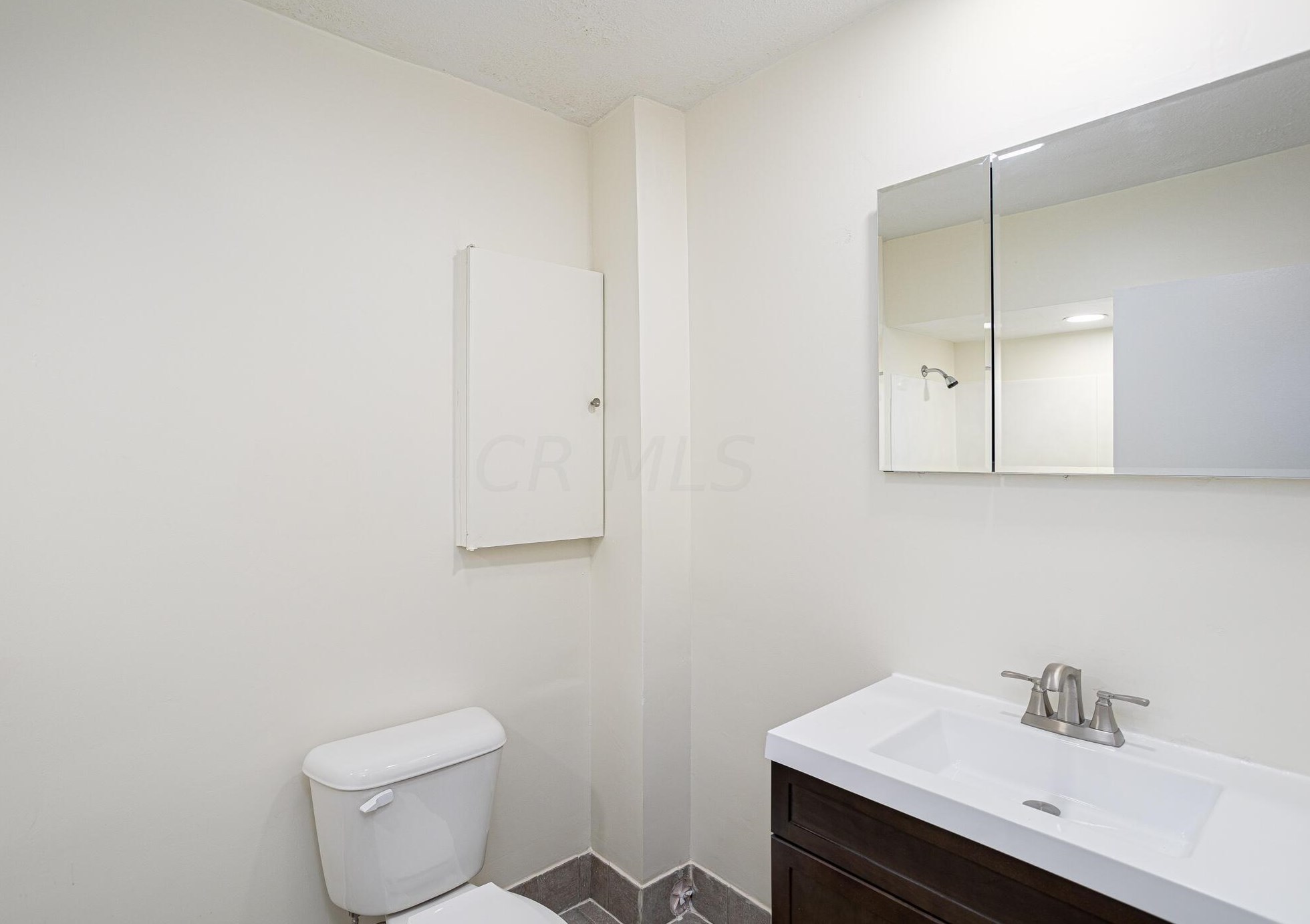 2833 Fairwood Ave, Columbus OH 43206-1870 exterior