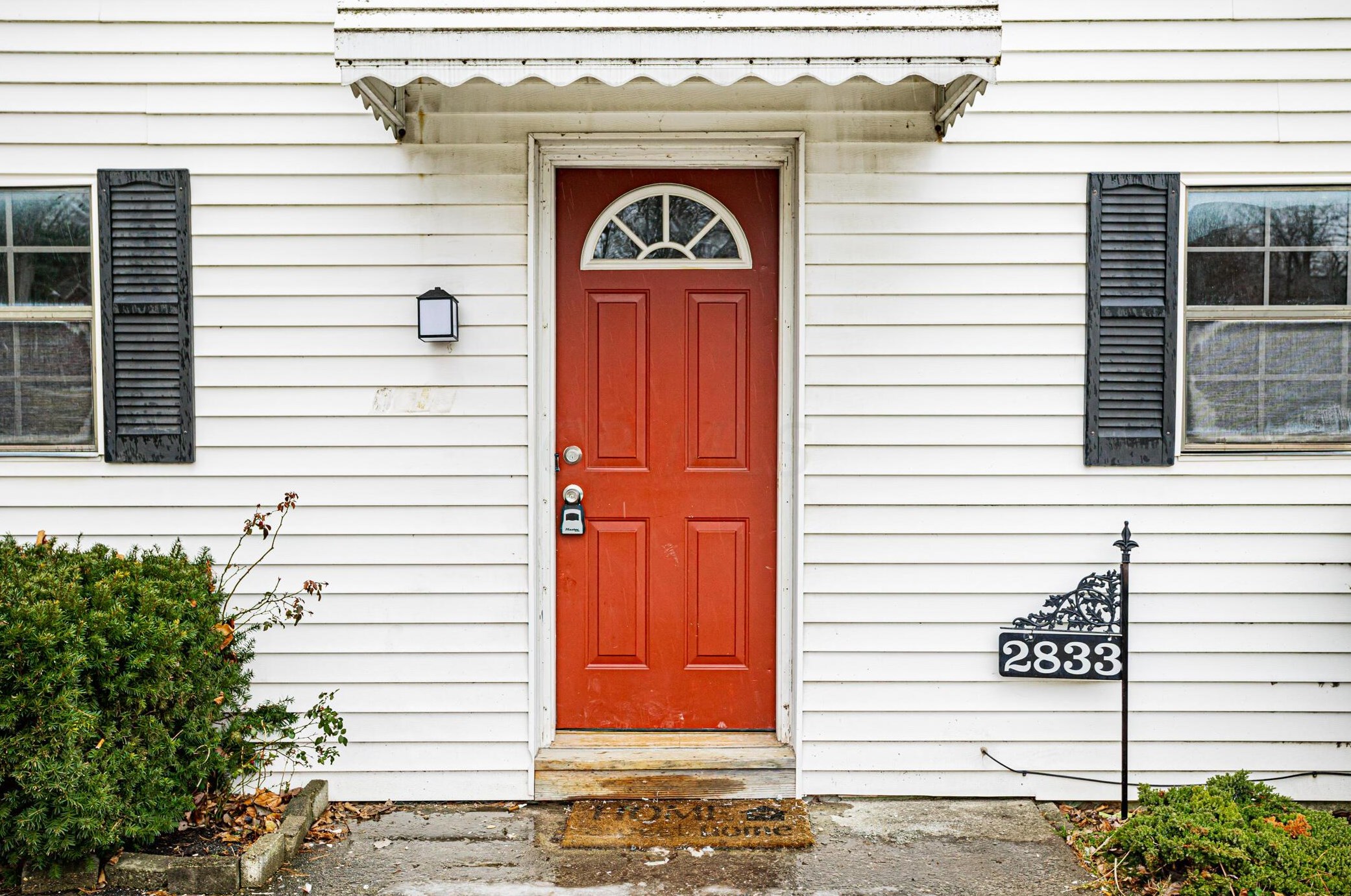 2833 Fairwood Ave, Columbus OH 43206-1870 exterior