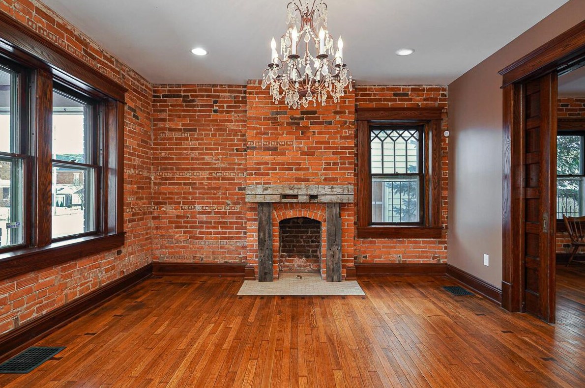 1557 High St, Columbus OH  43201-1154 exterior