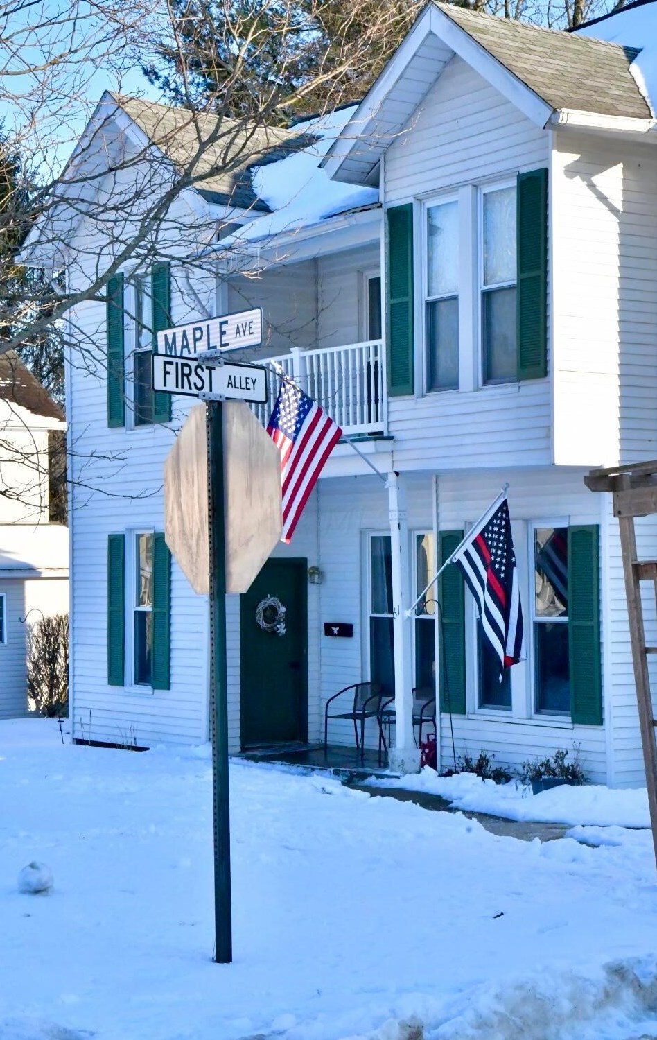 61 E Maple Ave, New Concord, OH 43762
