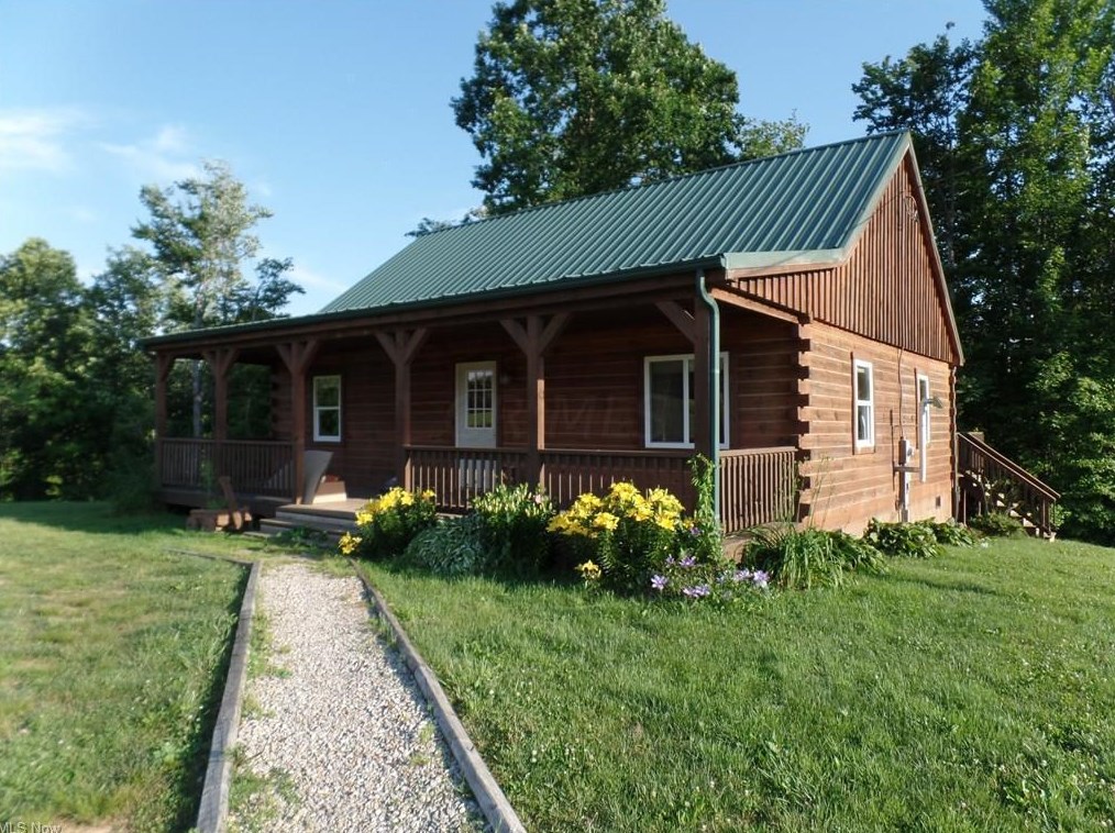 3793 Robinson Rd, Pennsville, OH 43787