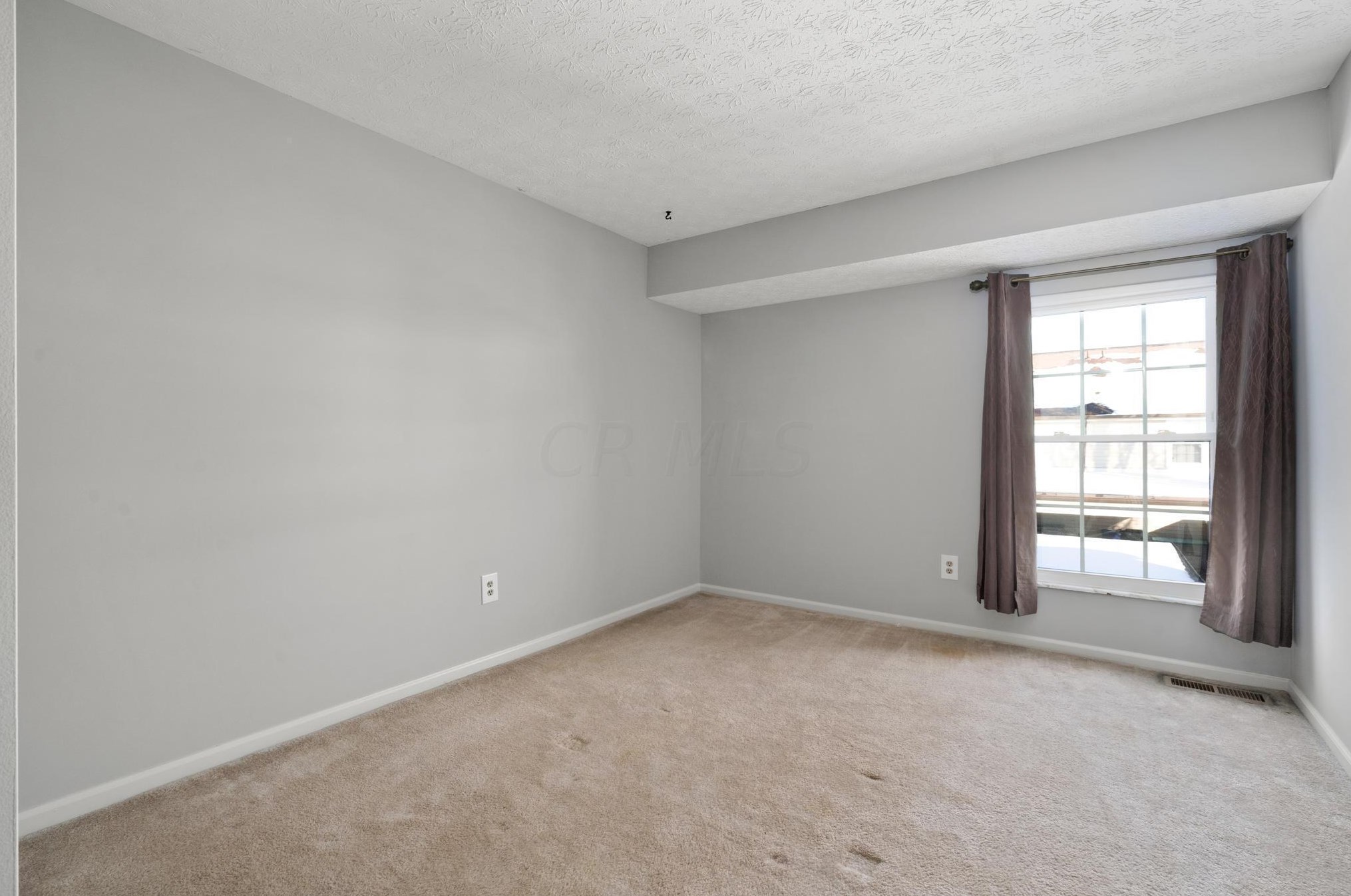 5123 Ranstead Ct, Columbus OH 43220-2545 exterior