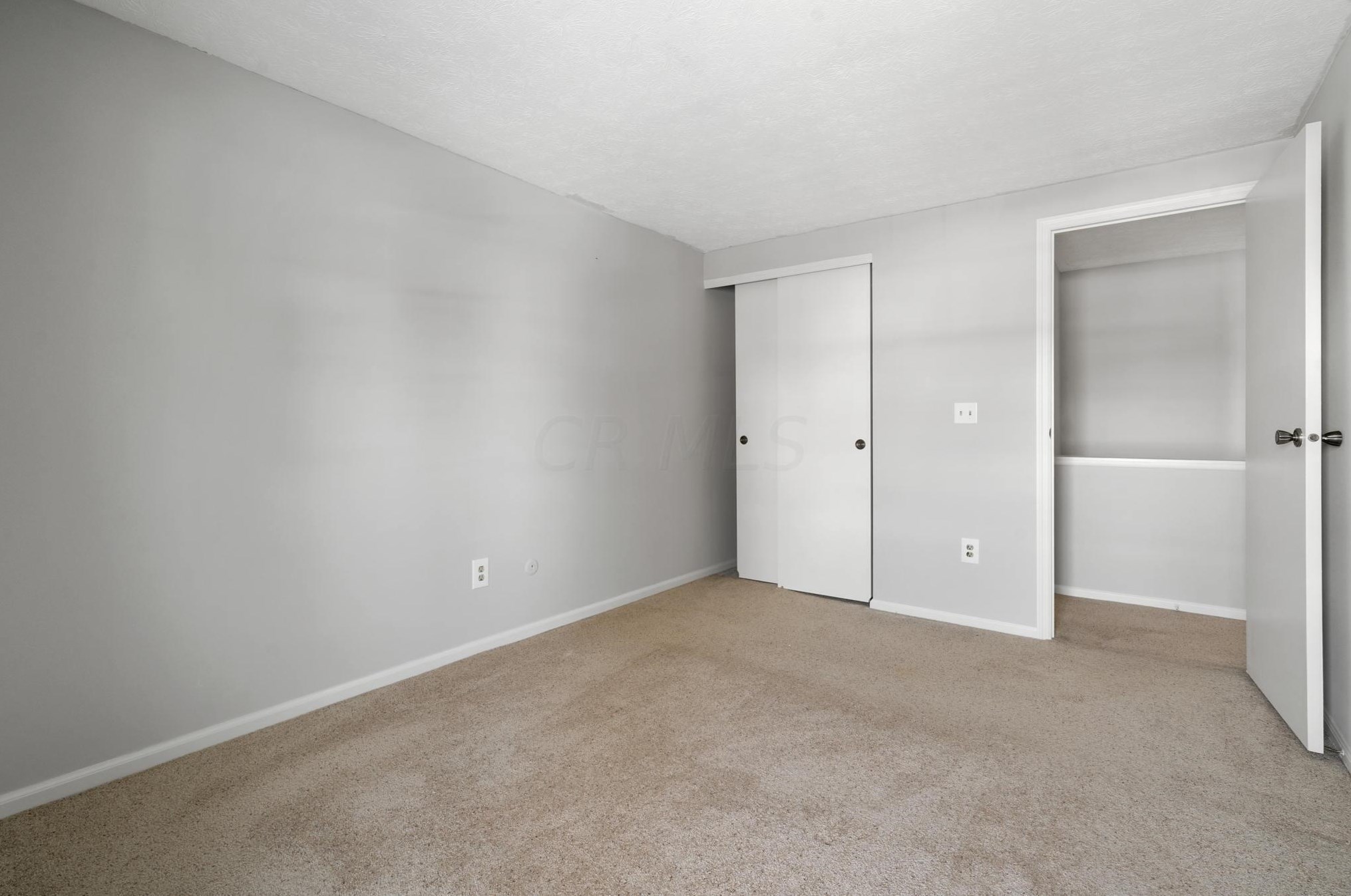 5123 Ranstead Ct, Columbus OH 43220-2545 exterior