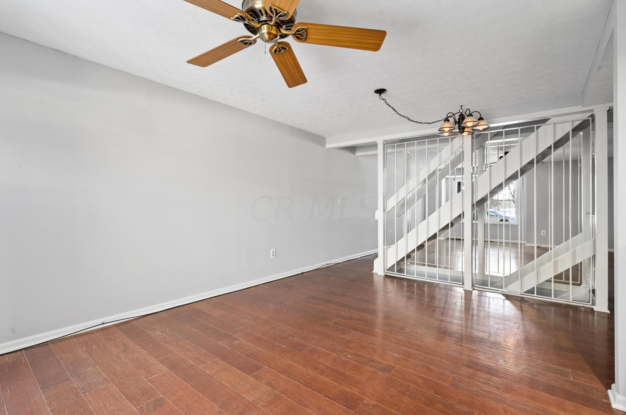 5123 Ranstead Ct, Columbus OH 43220-2545 exterior