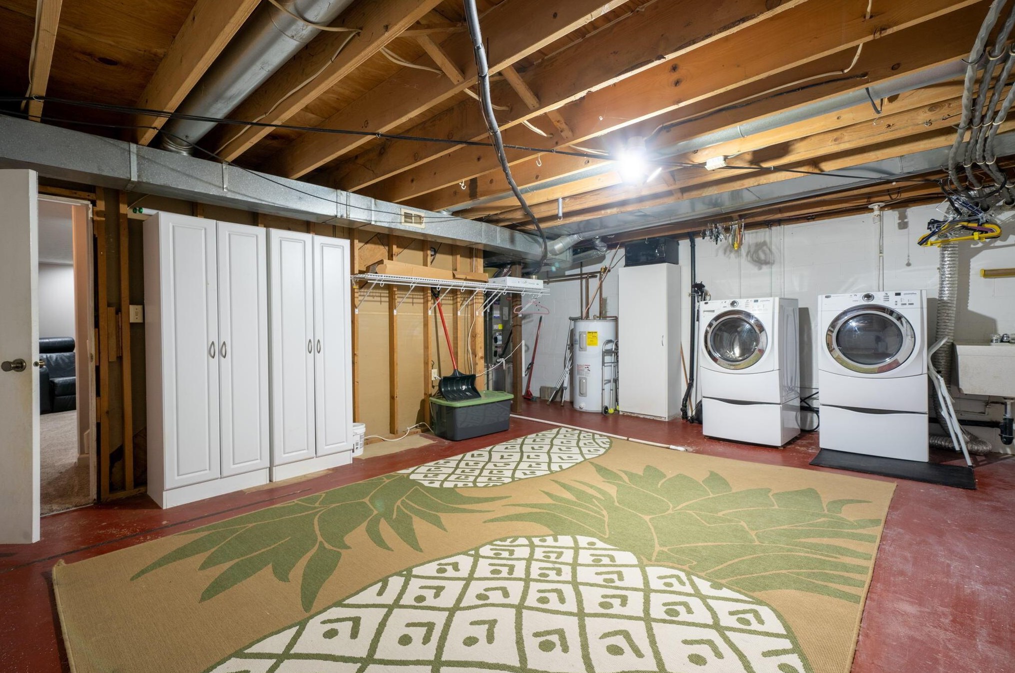 5123 Ranstead Ct, Columbus OH 43220-2545 exterior