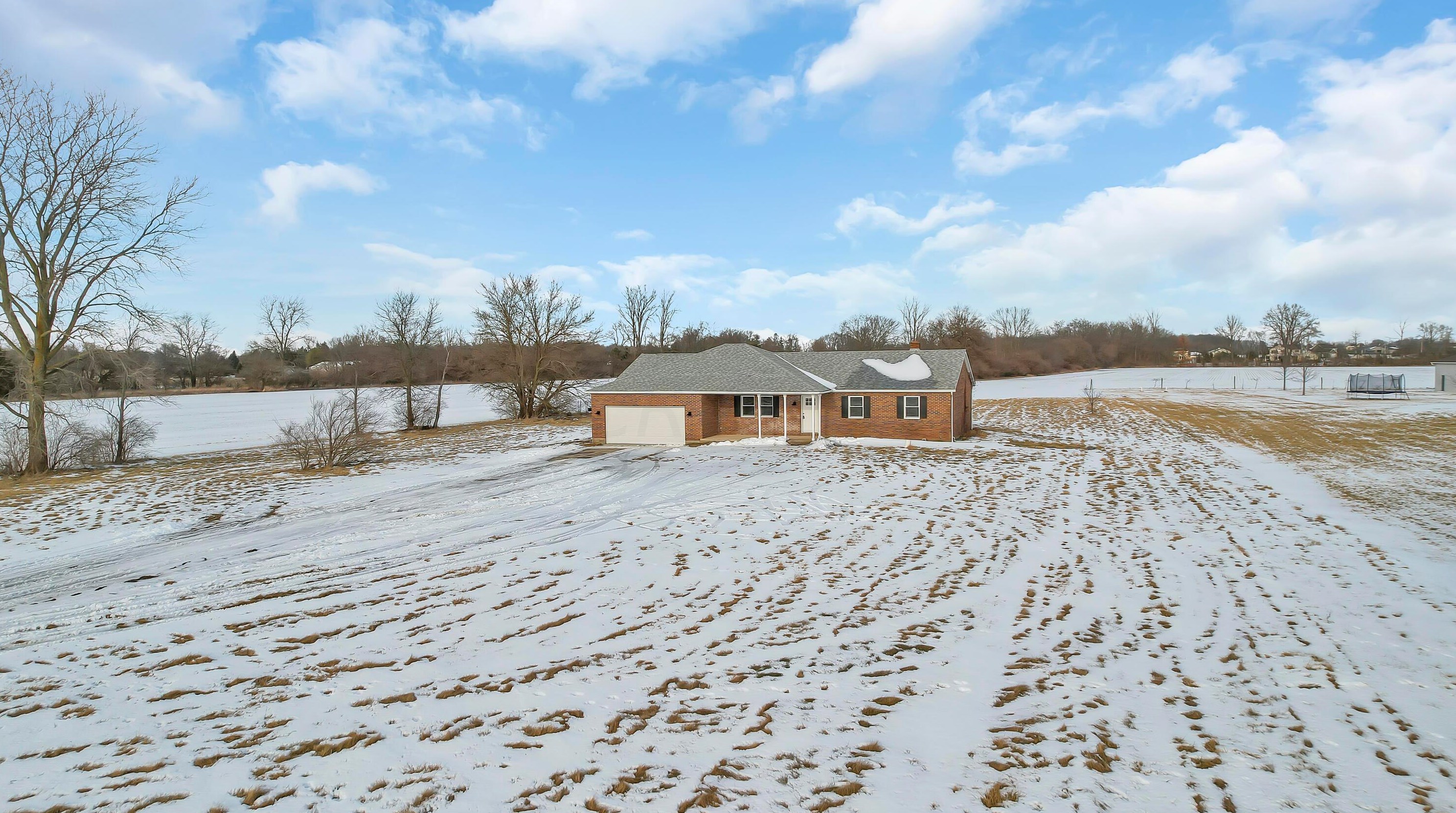 4180 Walker Rd, Hilliard, OH 43026