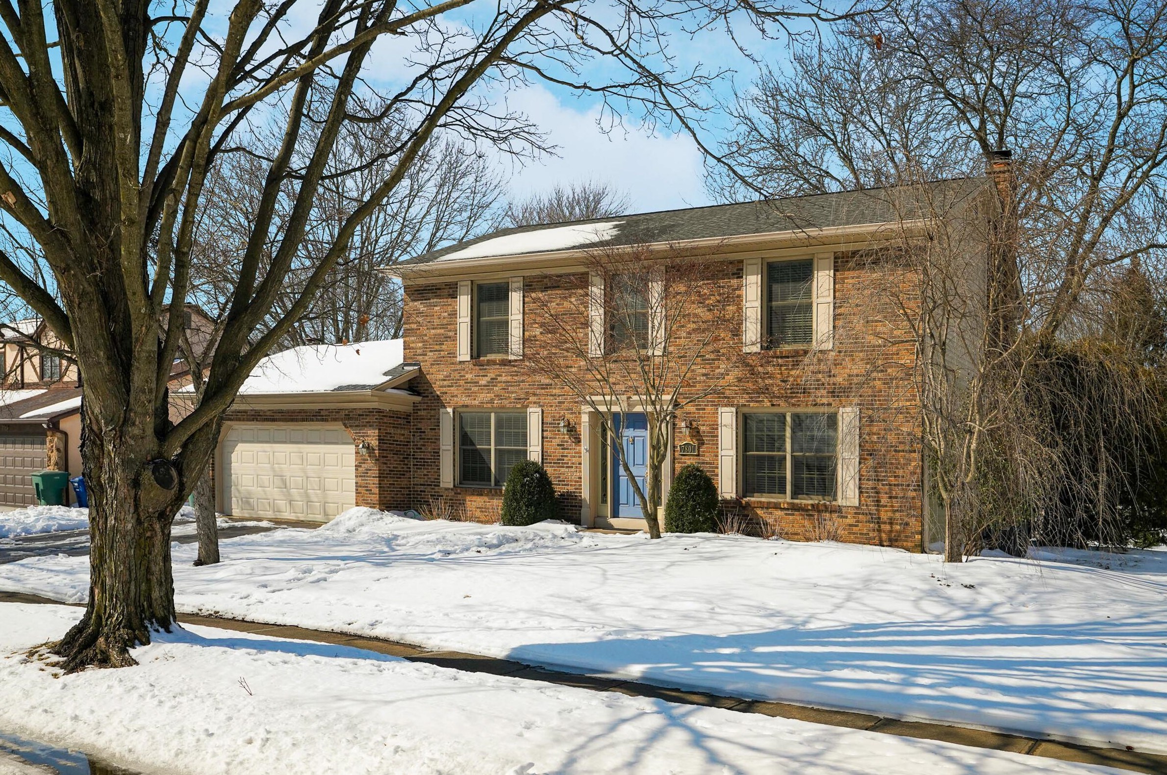 7801 Sanbrooke Rd, Dublin, OH 43016-9086