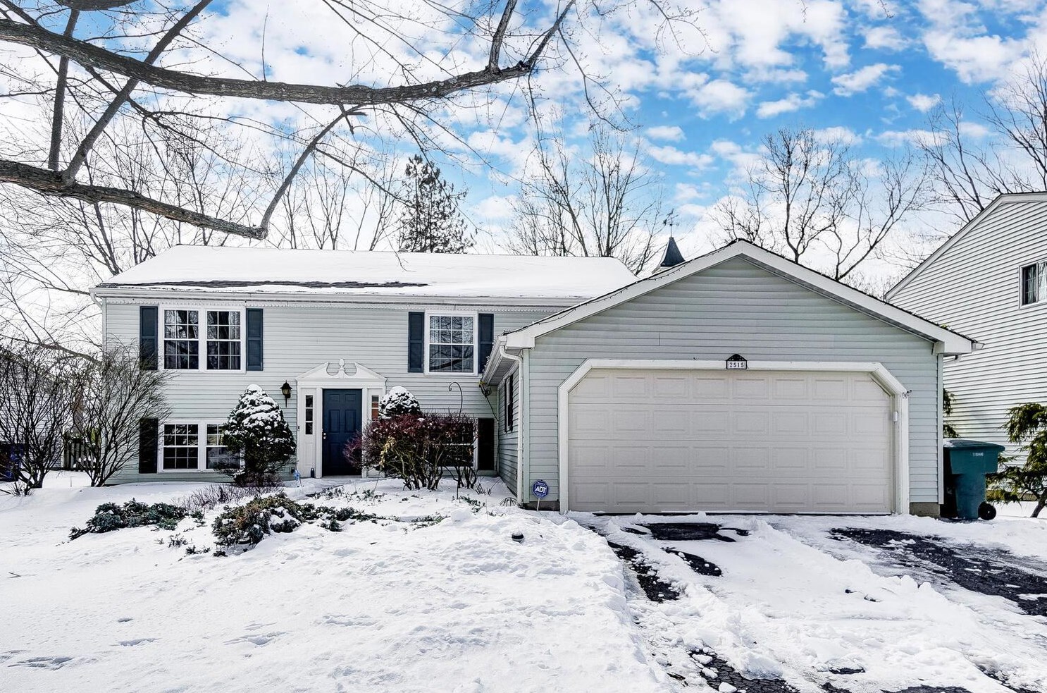 2515 Sawmill Forest Ave, Dublin, OH 43016