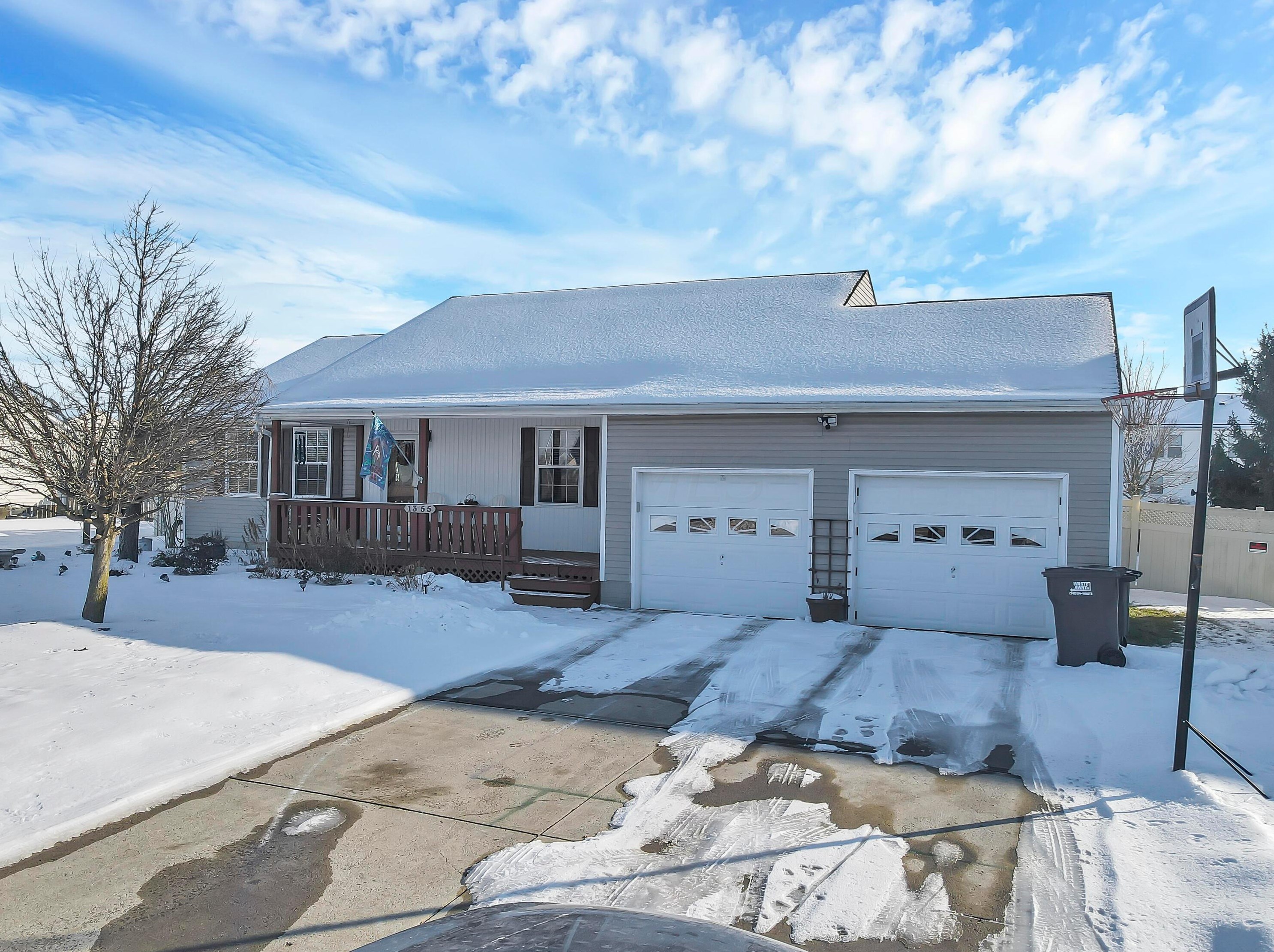 1355 Pike Sw St, Etna, OH 43018