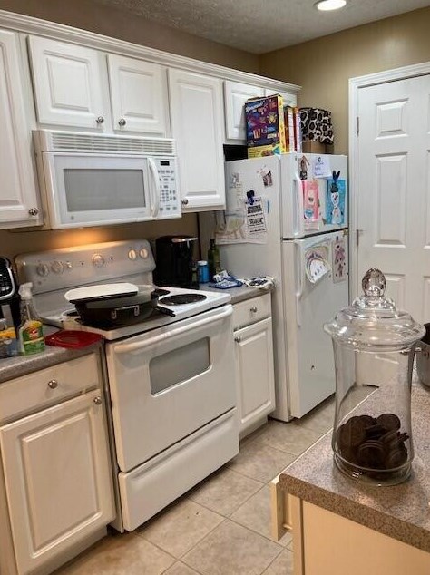 5502 Cypress Chase, Columbus, OH 43228-7214