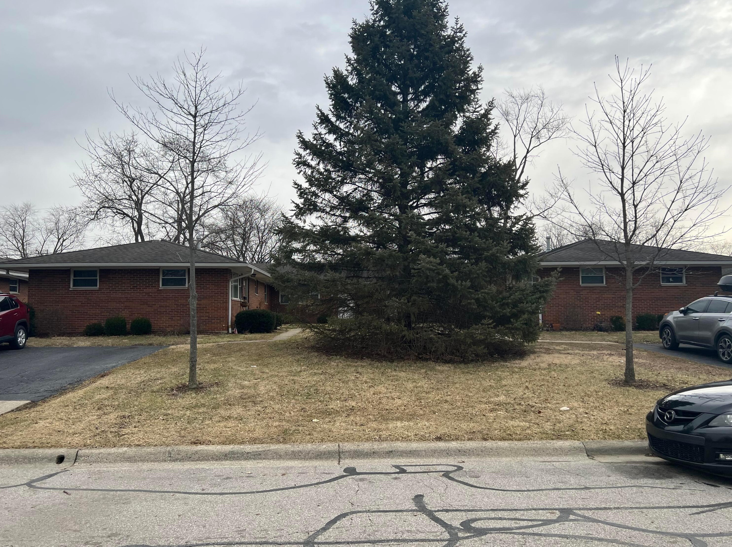 1144-1150 Eastfield Rd, Sharon Township, OH 43085