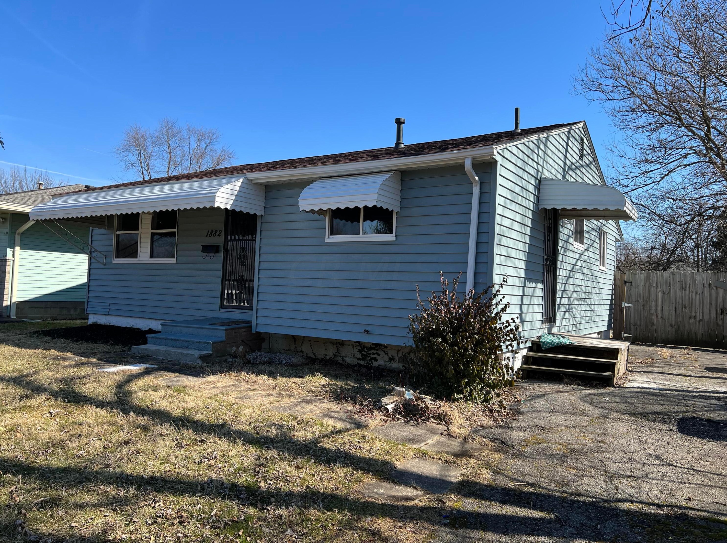 1882 Nason Ave, Columbus, OH 43207-1677