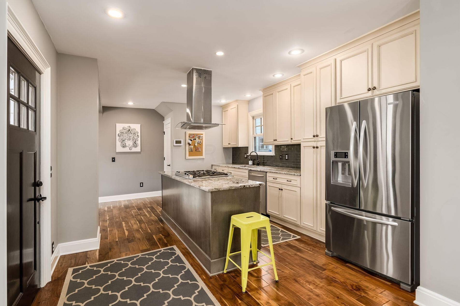 125 Stanwood Rd, Columbus OH 43209-1109 exterior