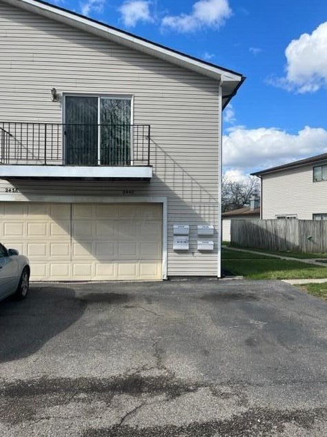 2440 Ravenel Dr, Columbus, OH 43209-3307