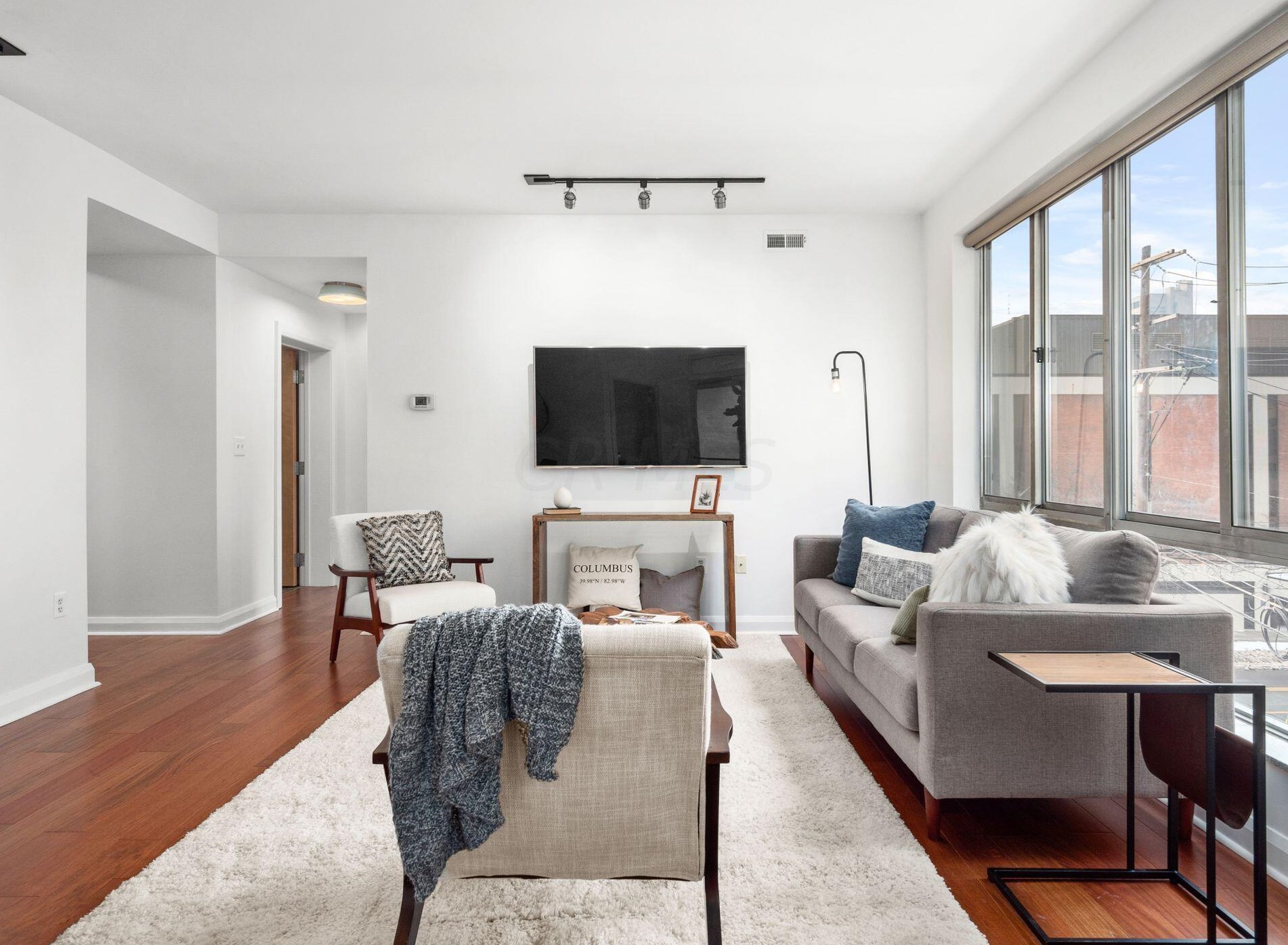 196 S Grant Ave #404, Columbus, OH 43215