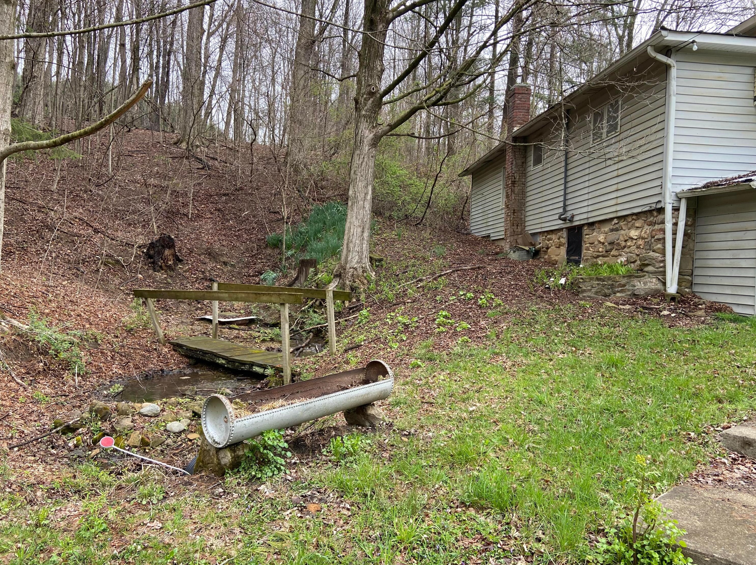9374 Smokey Row Rd, Saint Louisville OH  43071-9722 exterior
