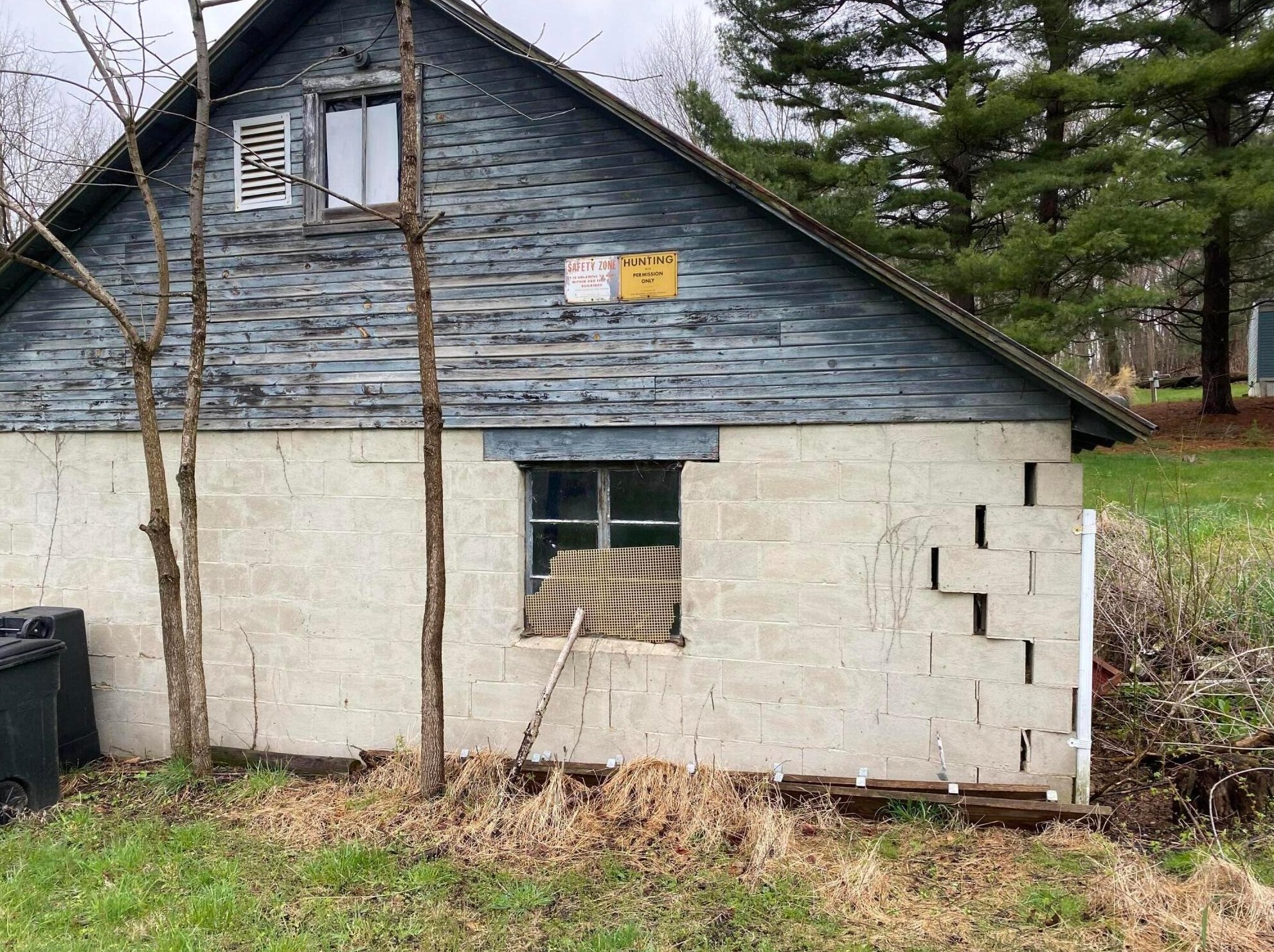 9374 Smokey Row Rd, Saint Louisville OH  43071-9722 exterior